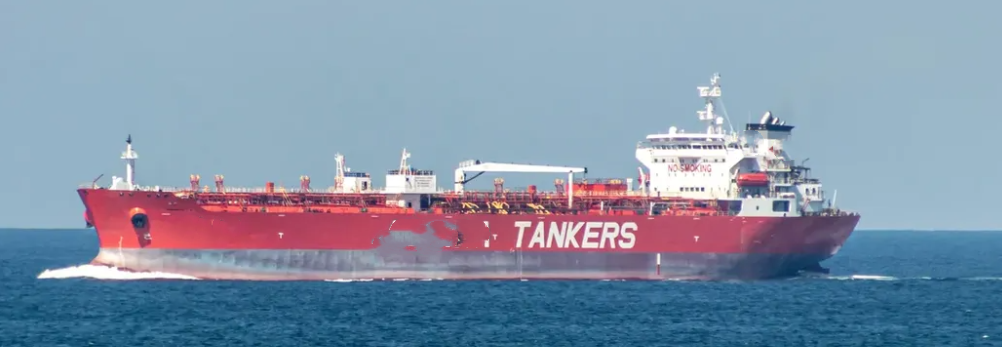 出售44363吨成品油船