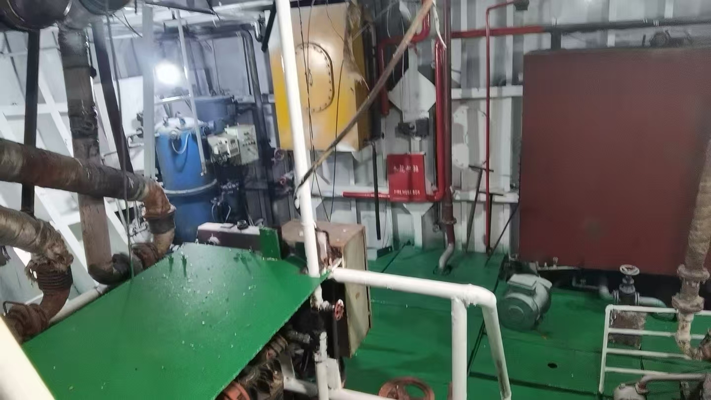 出售2486吨甲板货驳