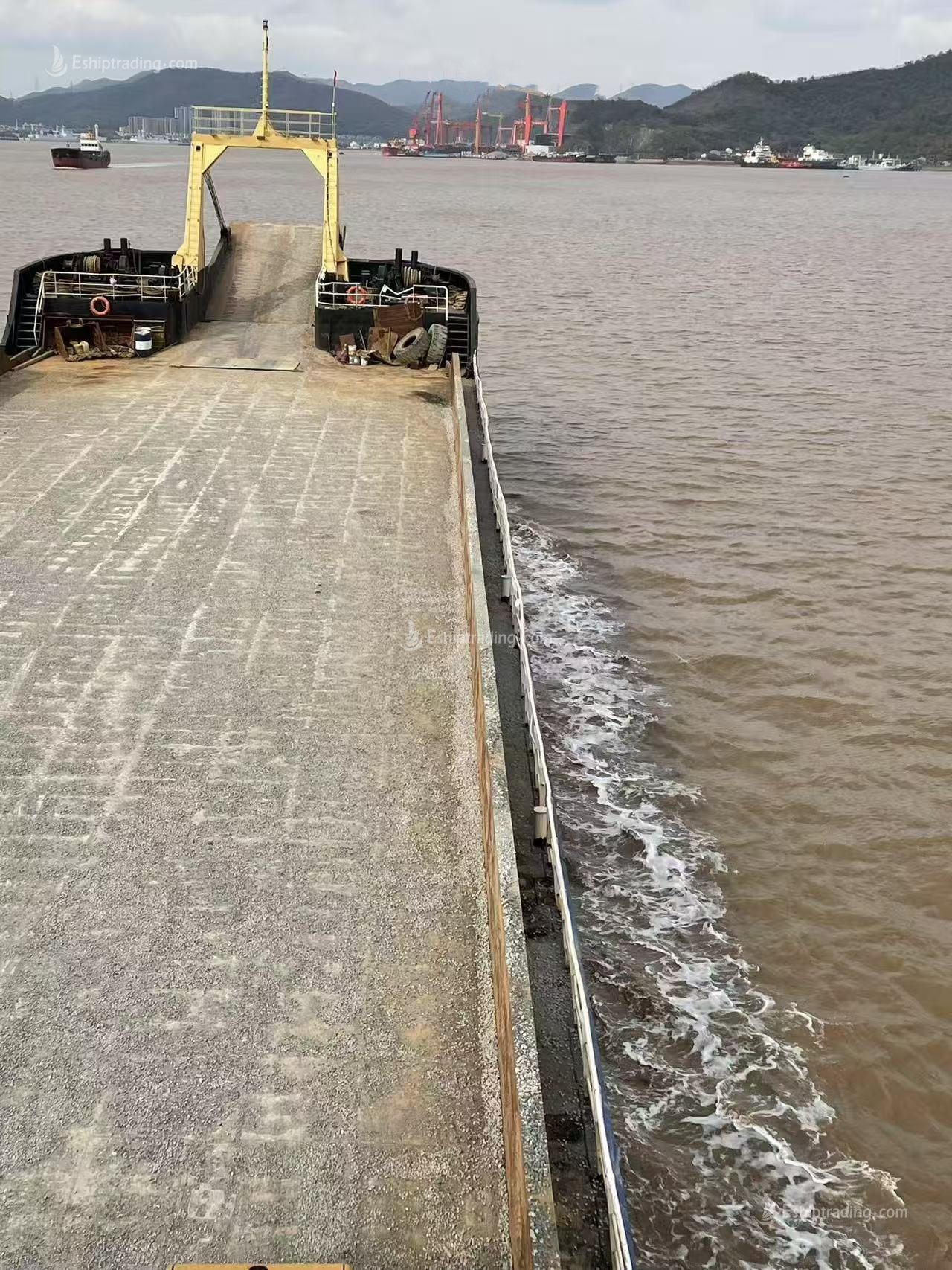 2486 T Deck Barge /LCT For Sale