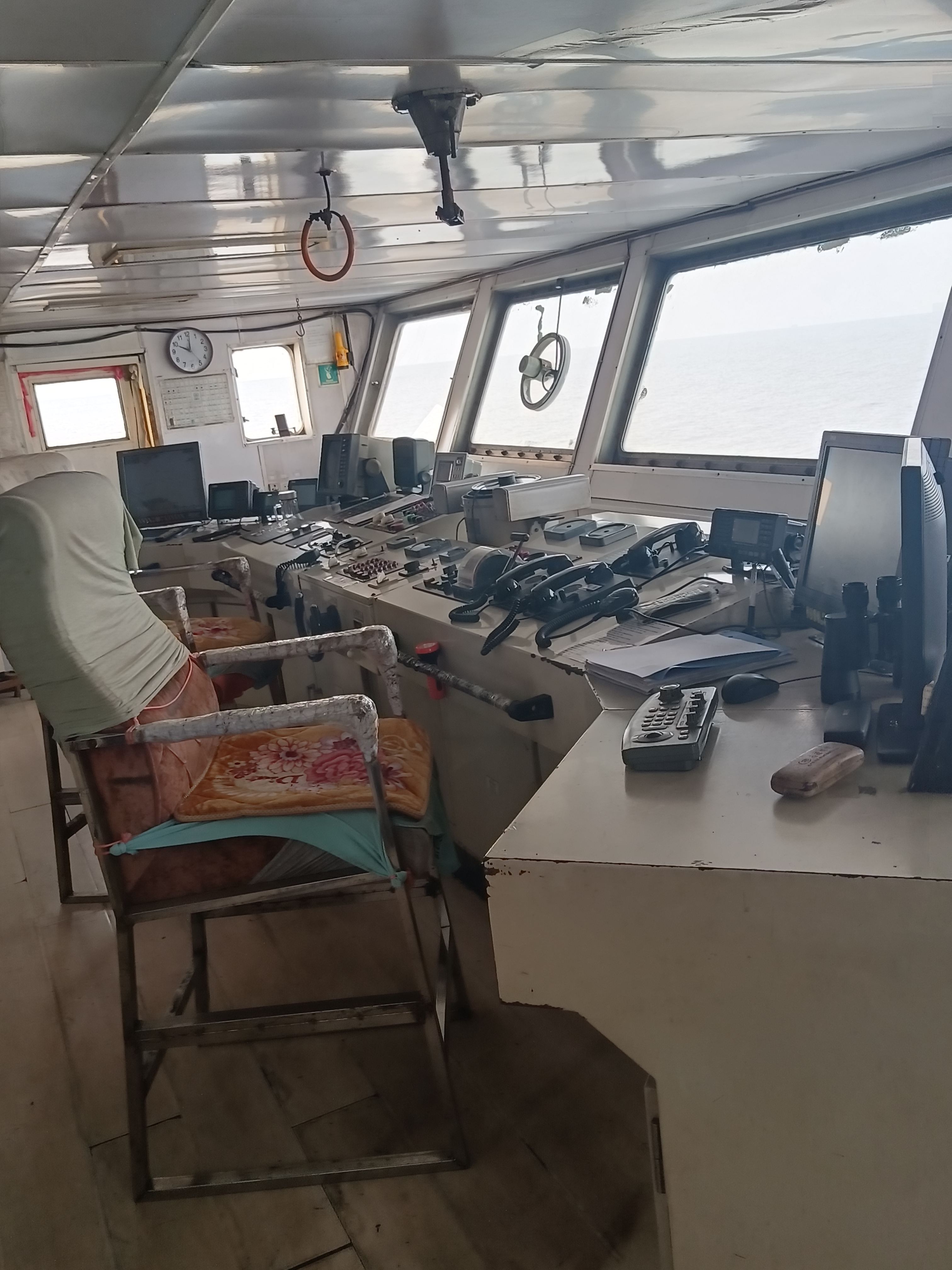 出售5051吨散货船