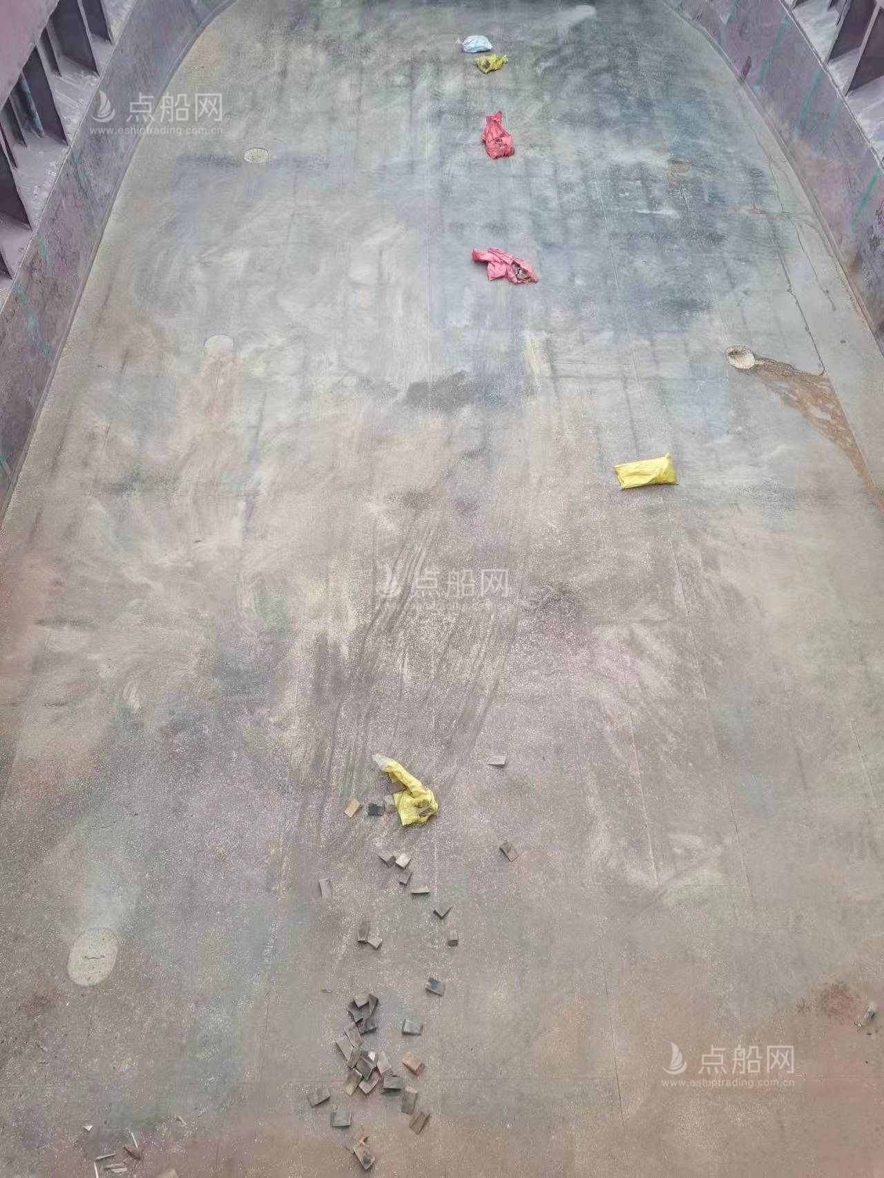 出售5122吨散货船