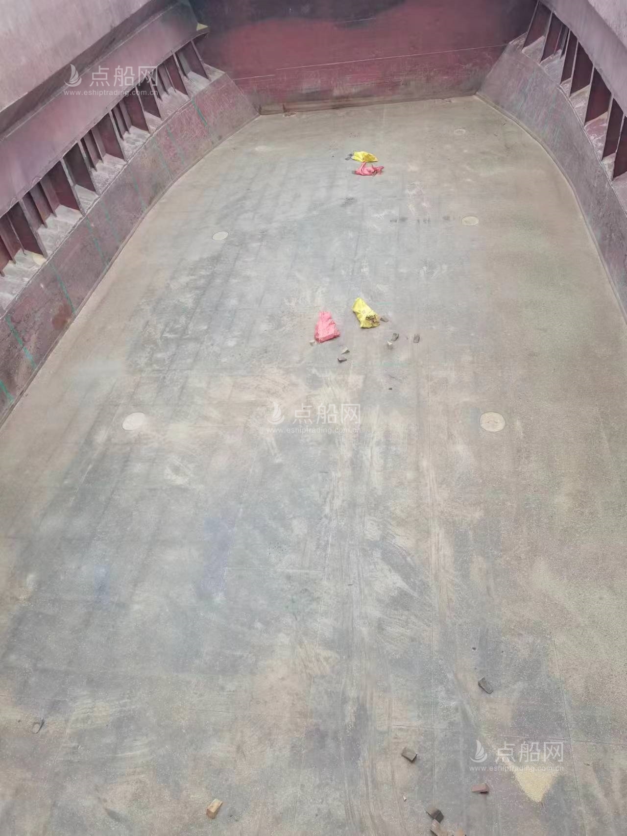 出售5122吨散货船