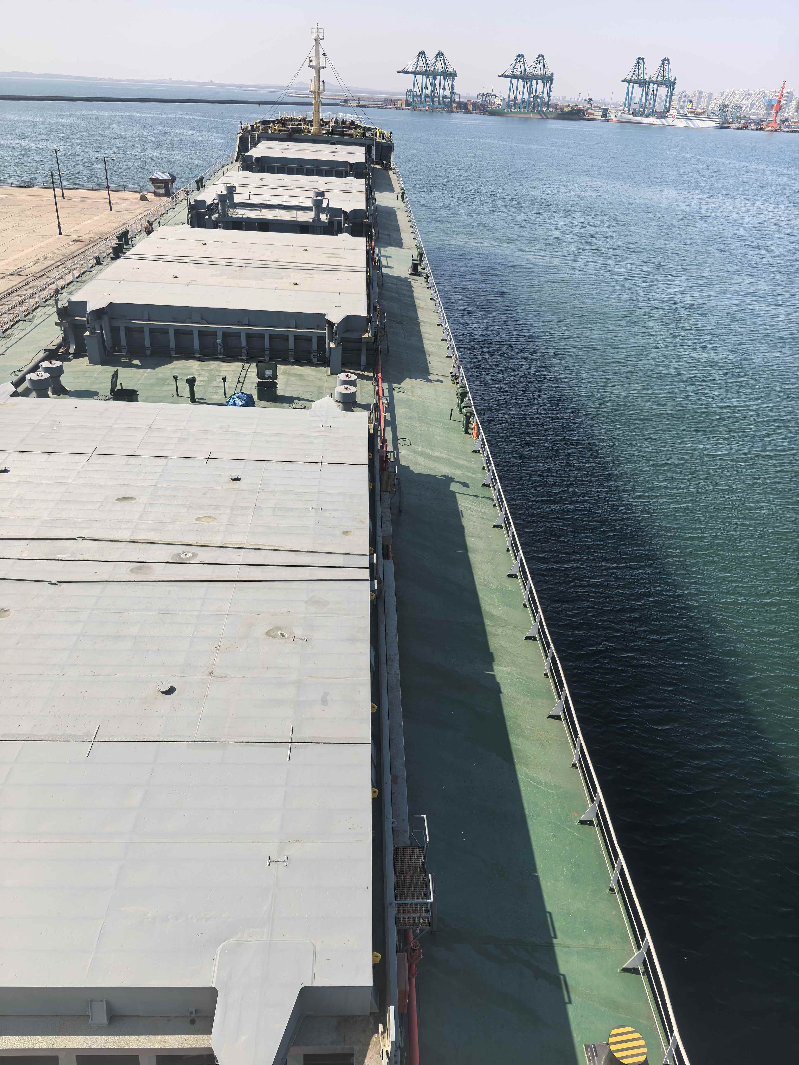 出售26952吨散货船