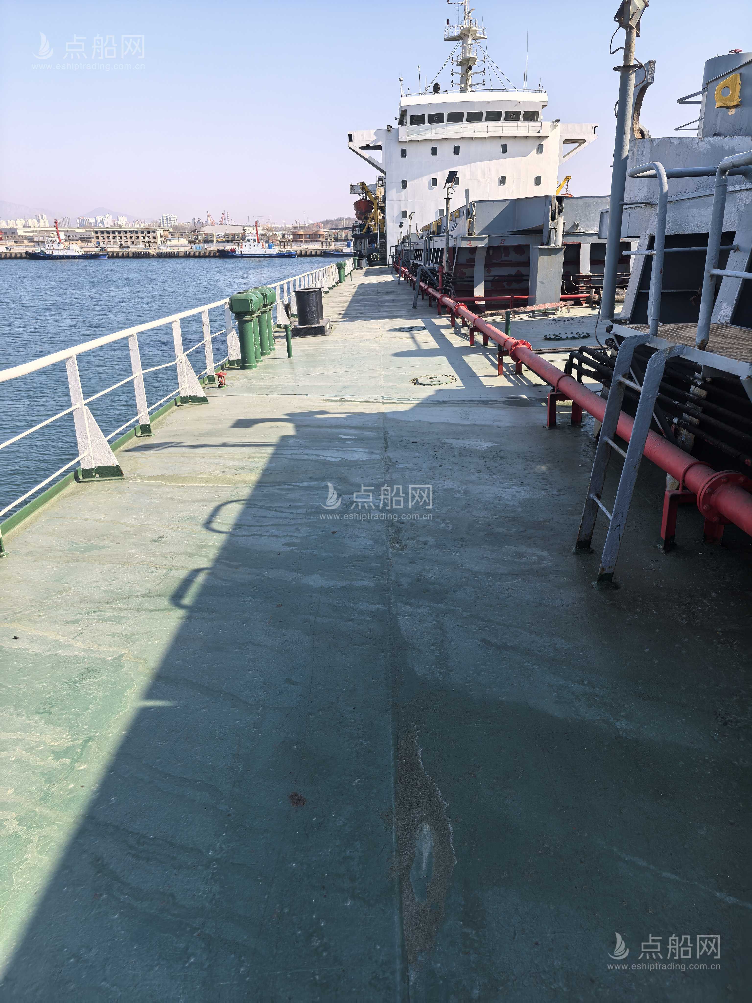 出售26952吨散货船