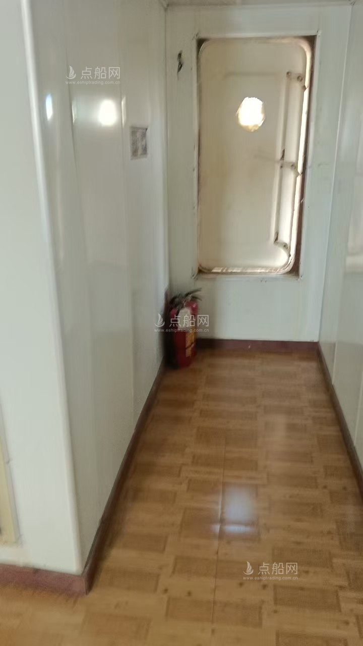 出售450吨甲板货驳