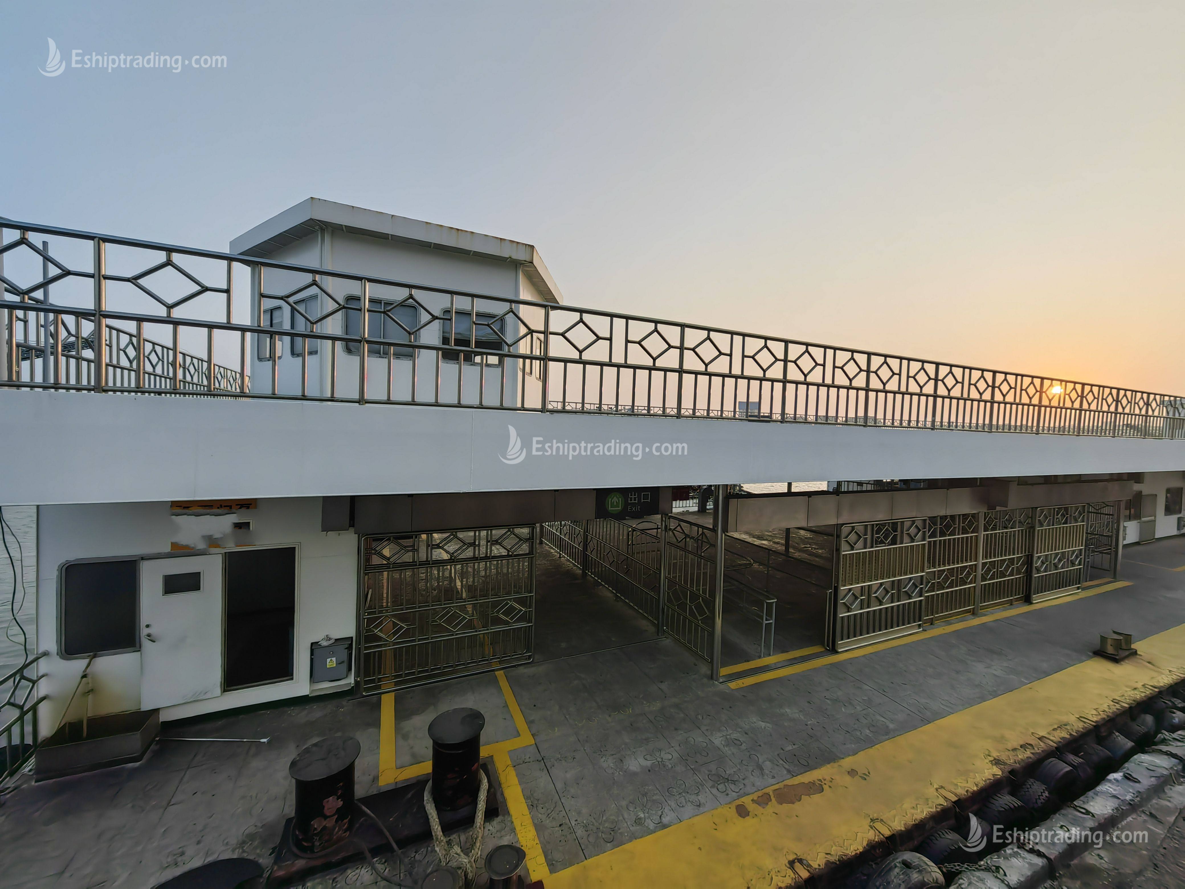 60 m Pontoon For Sale