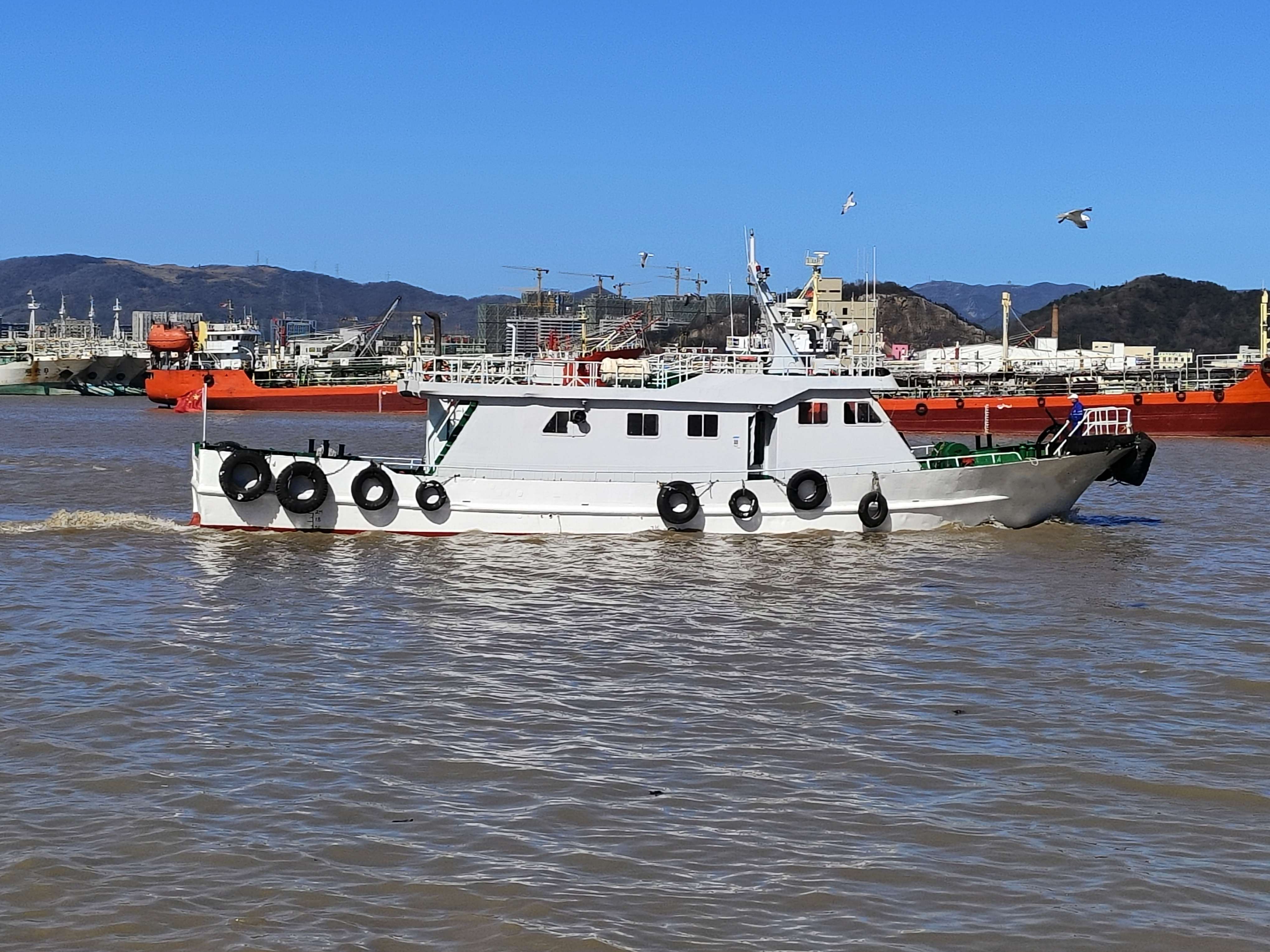 出售19.9米交通船