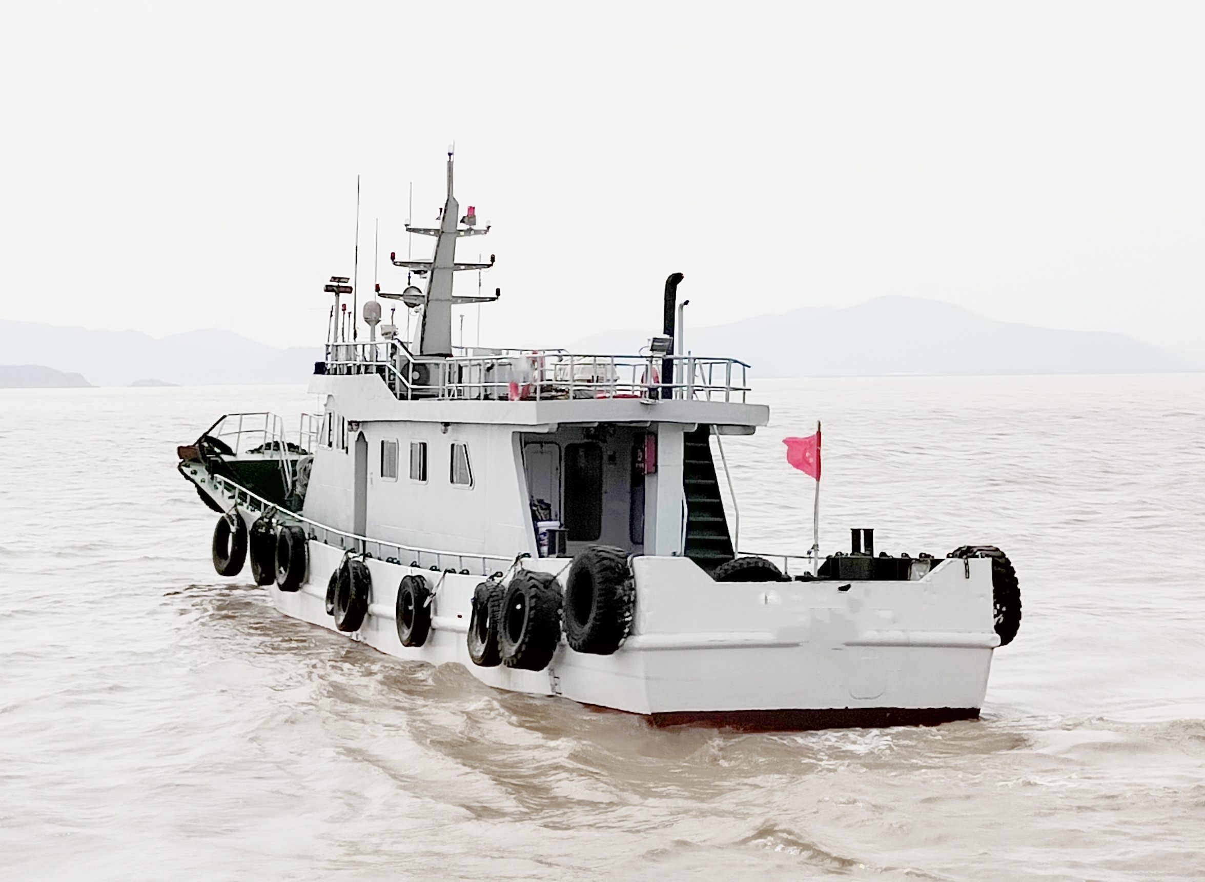 出售19.9米交通船