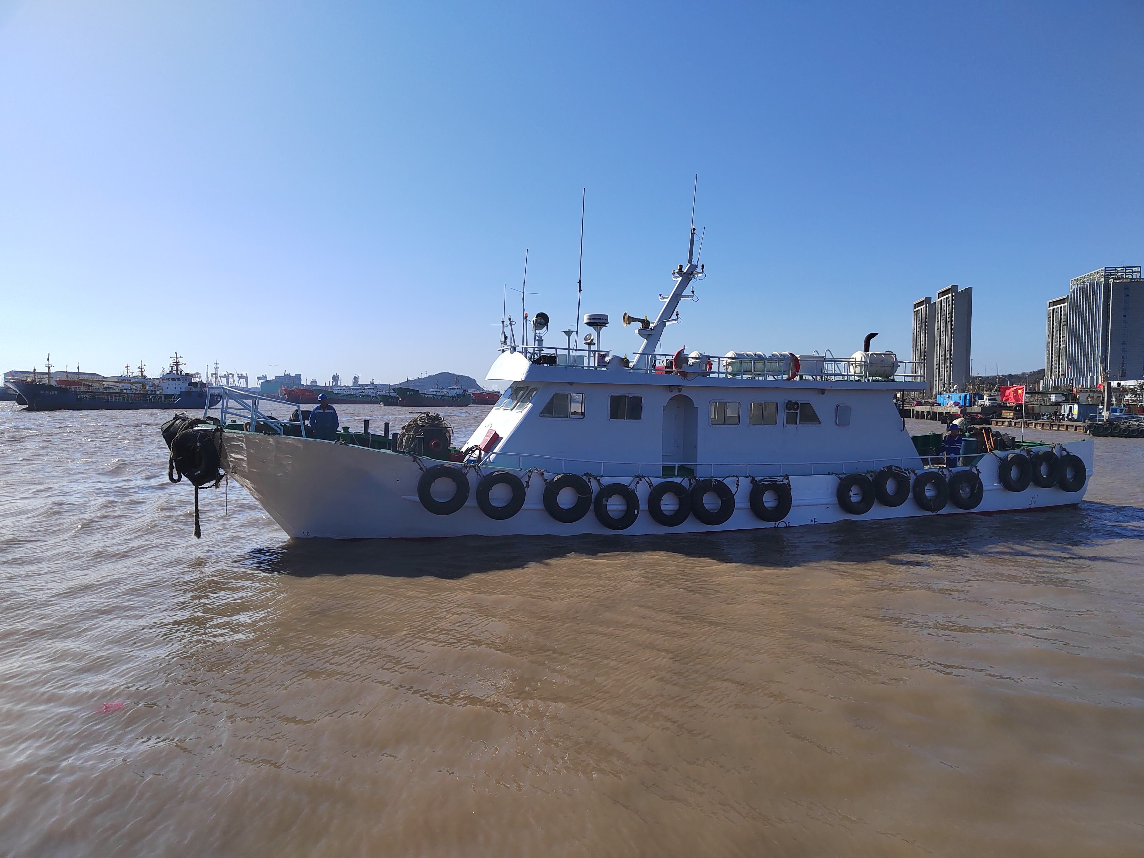 出售19.9米交通船