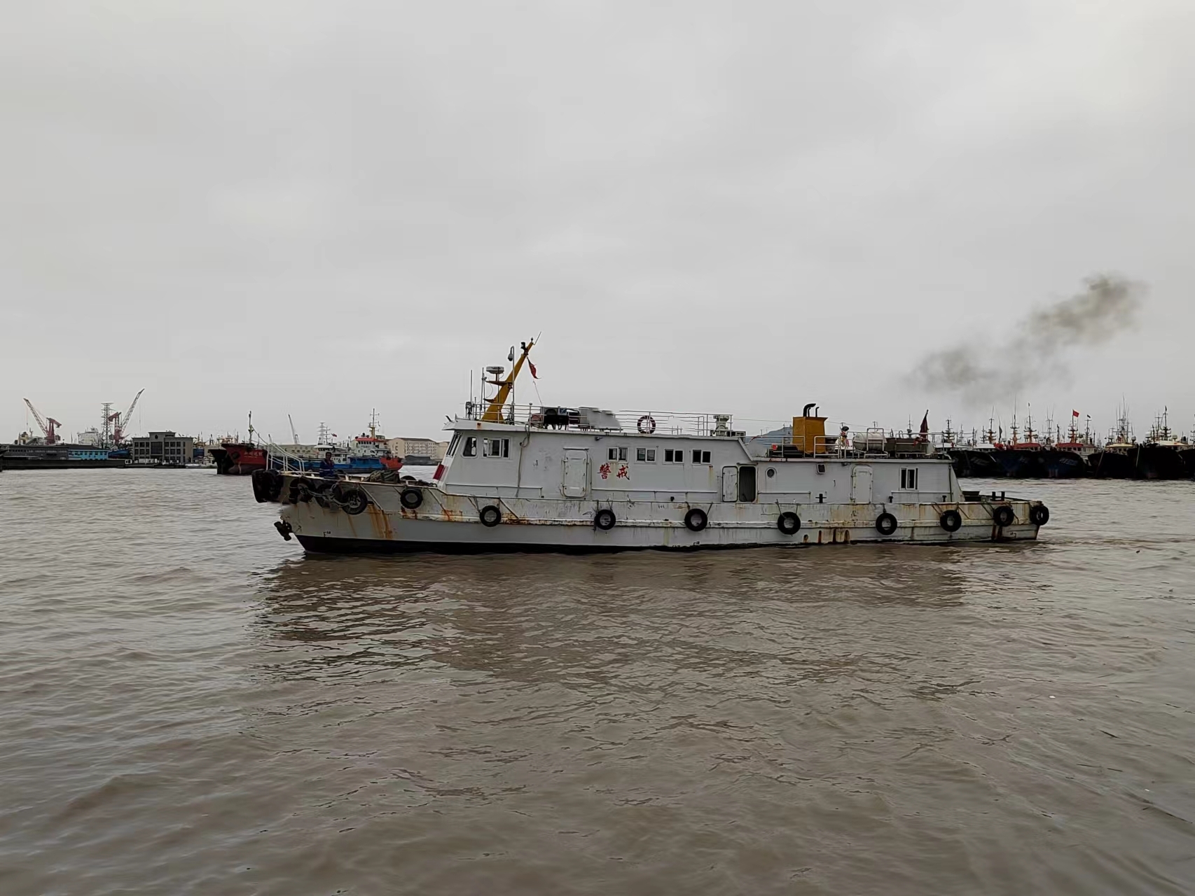 出售26.8米交通船