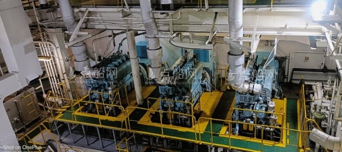 出售53000吨散货船