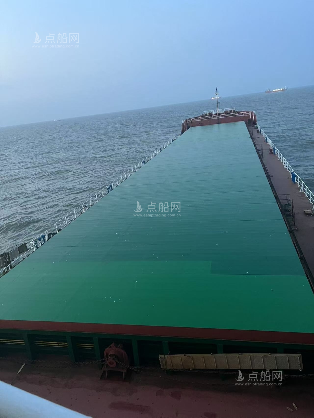 出售16000吨散货船