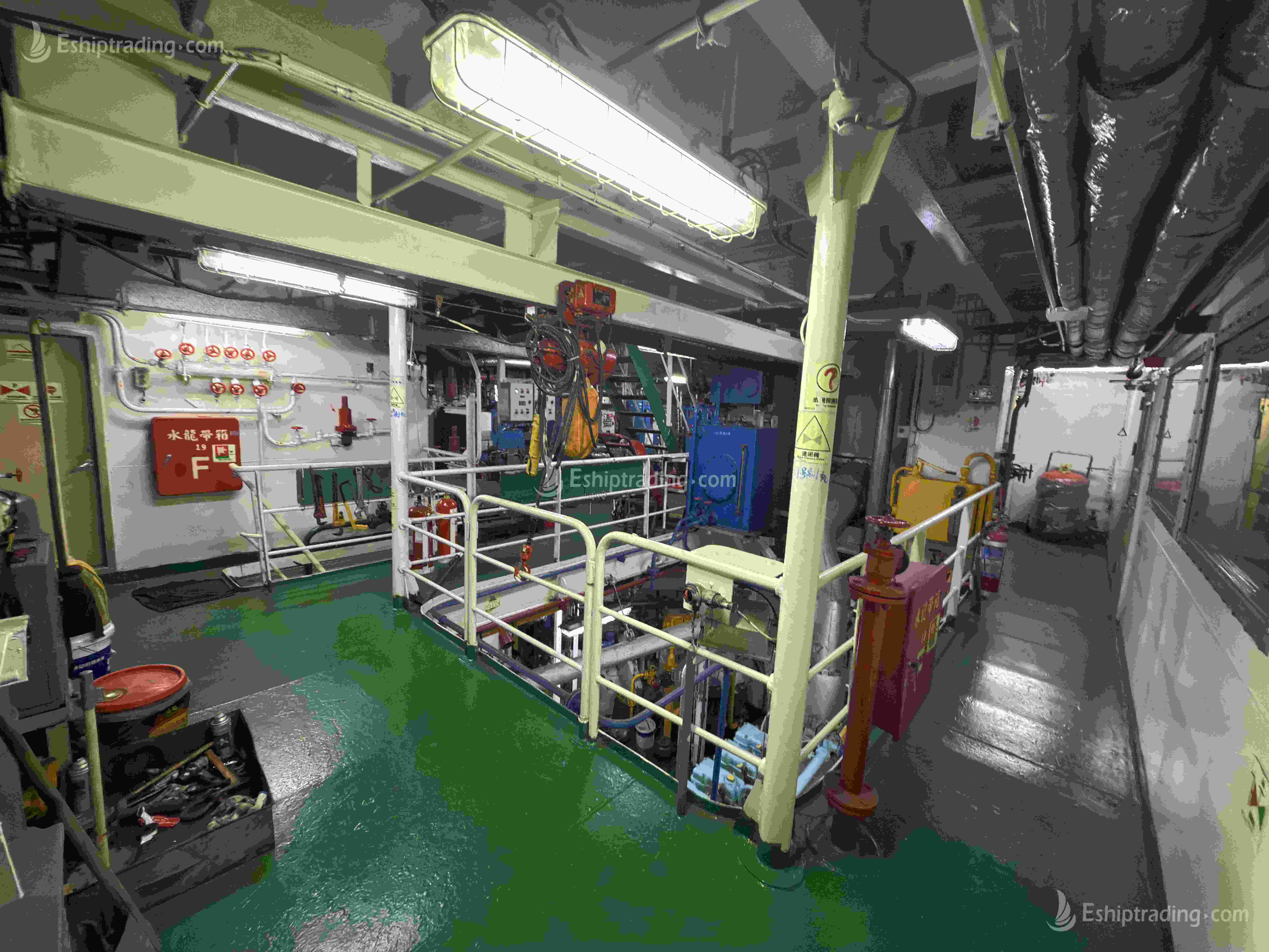 1700 T Bunkering Ship For Sale