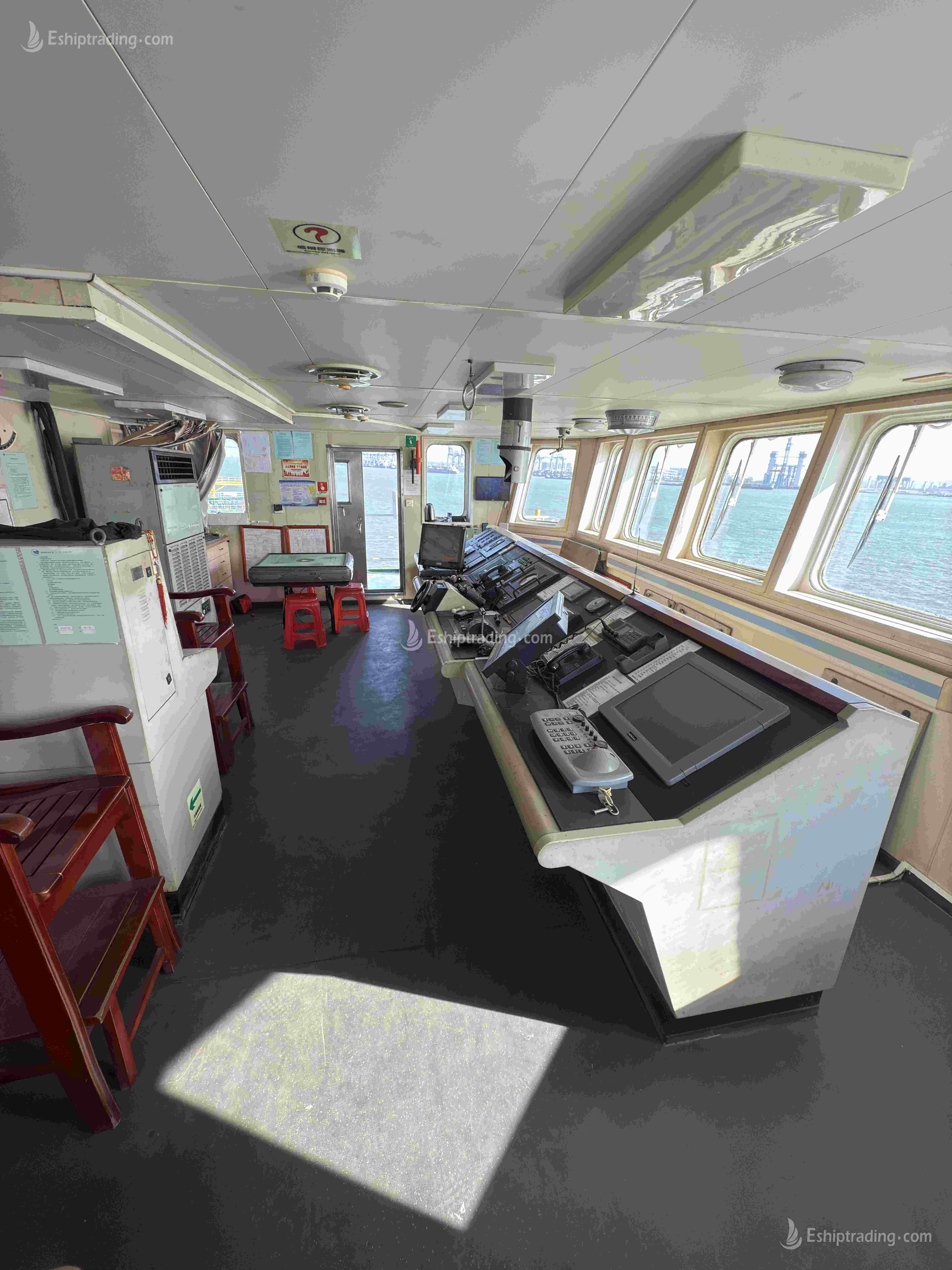 1700 T Bunkering Ship For Sale