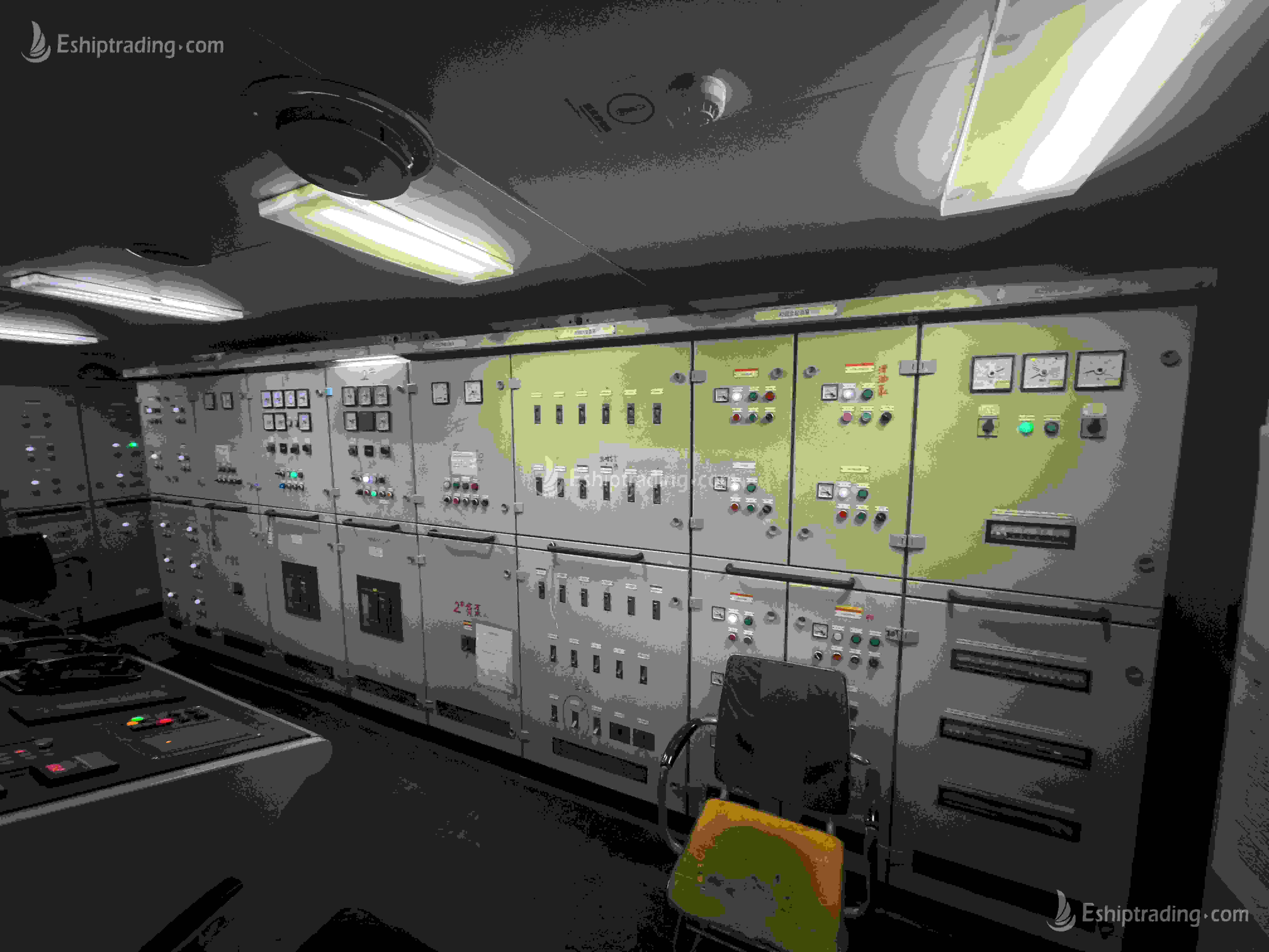 1700 T Bunkering Ship For Sale