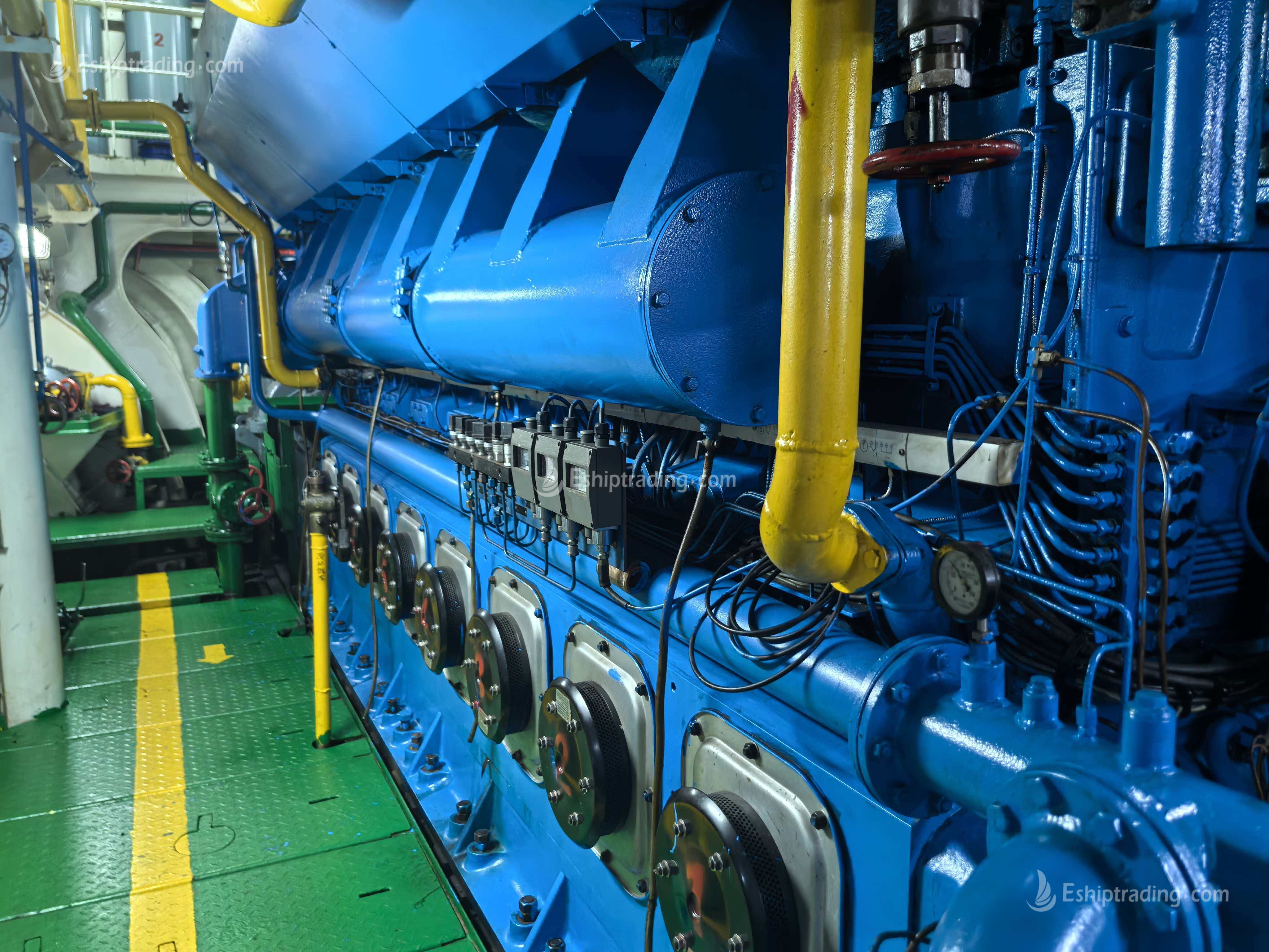 4450 T Product Oil Tanker For Sale