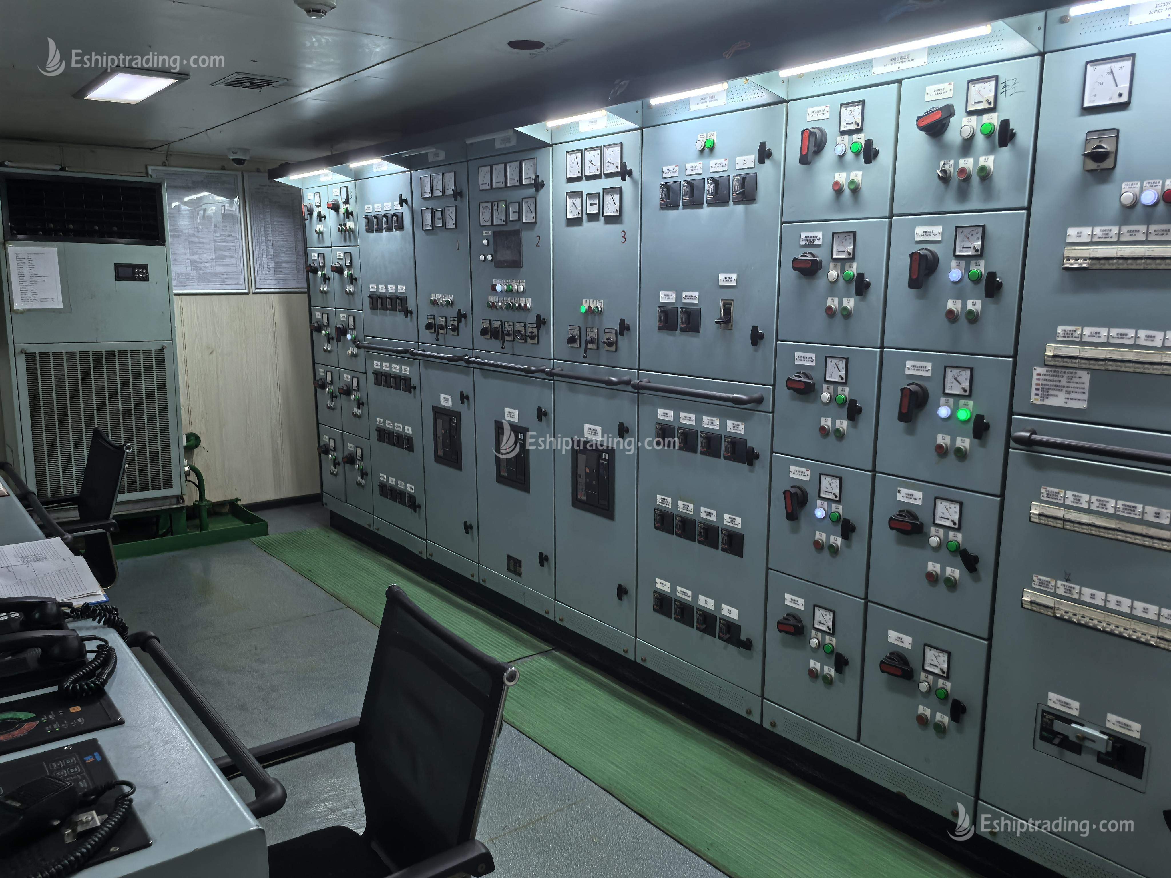 4450 T Product Oil Tanker For Sale