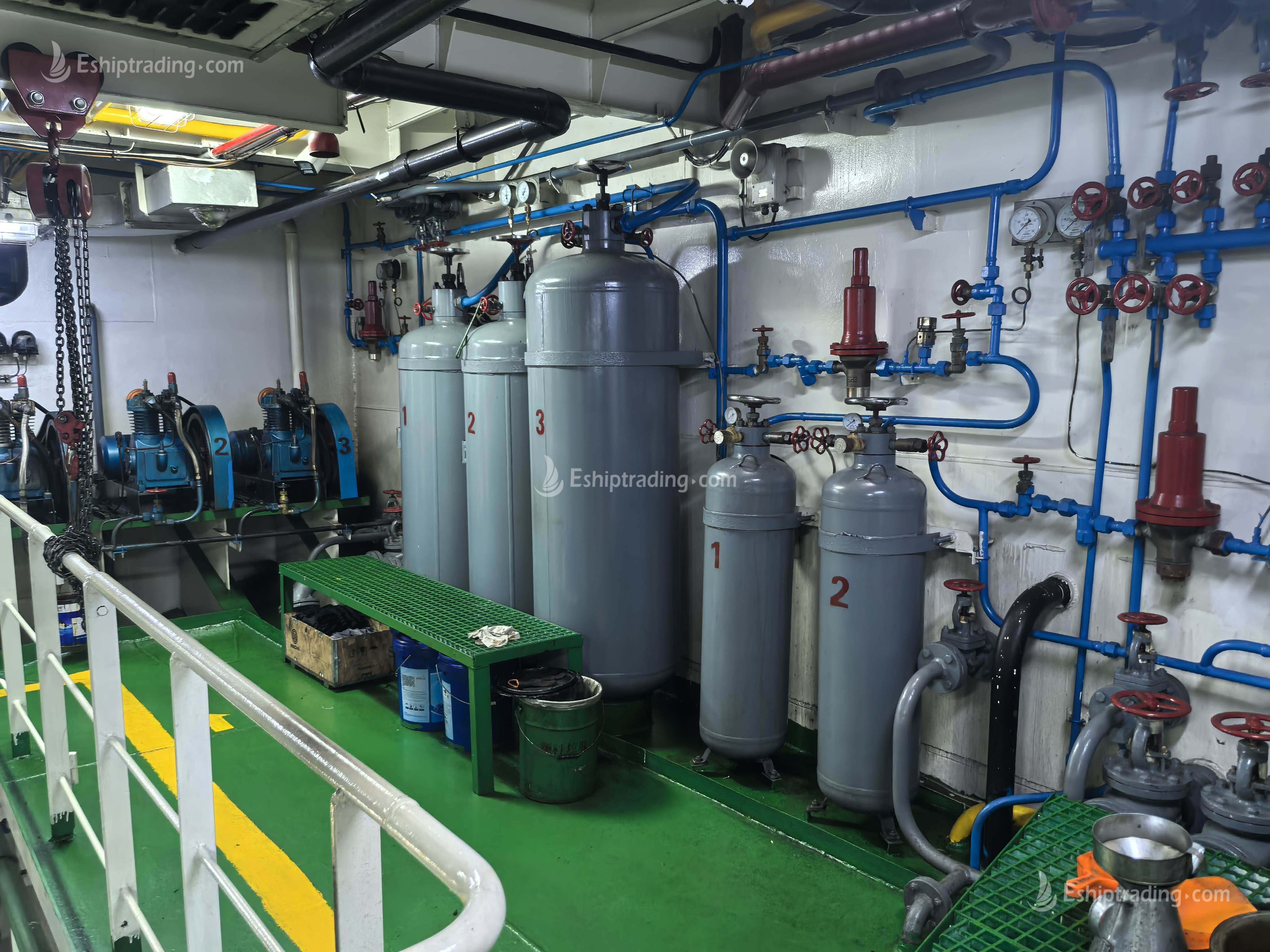 4450 T Product Oil Tanker For Sale