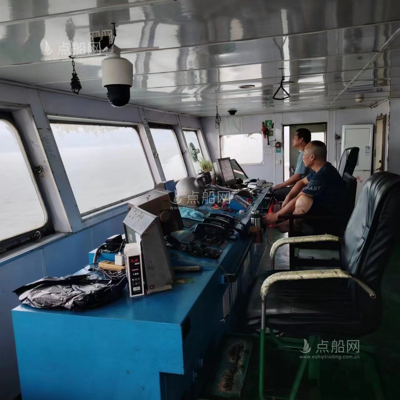 出售5026吨散货船