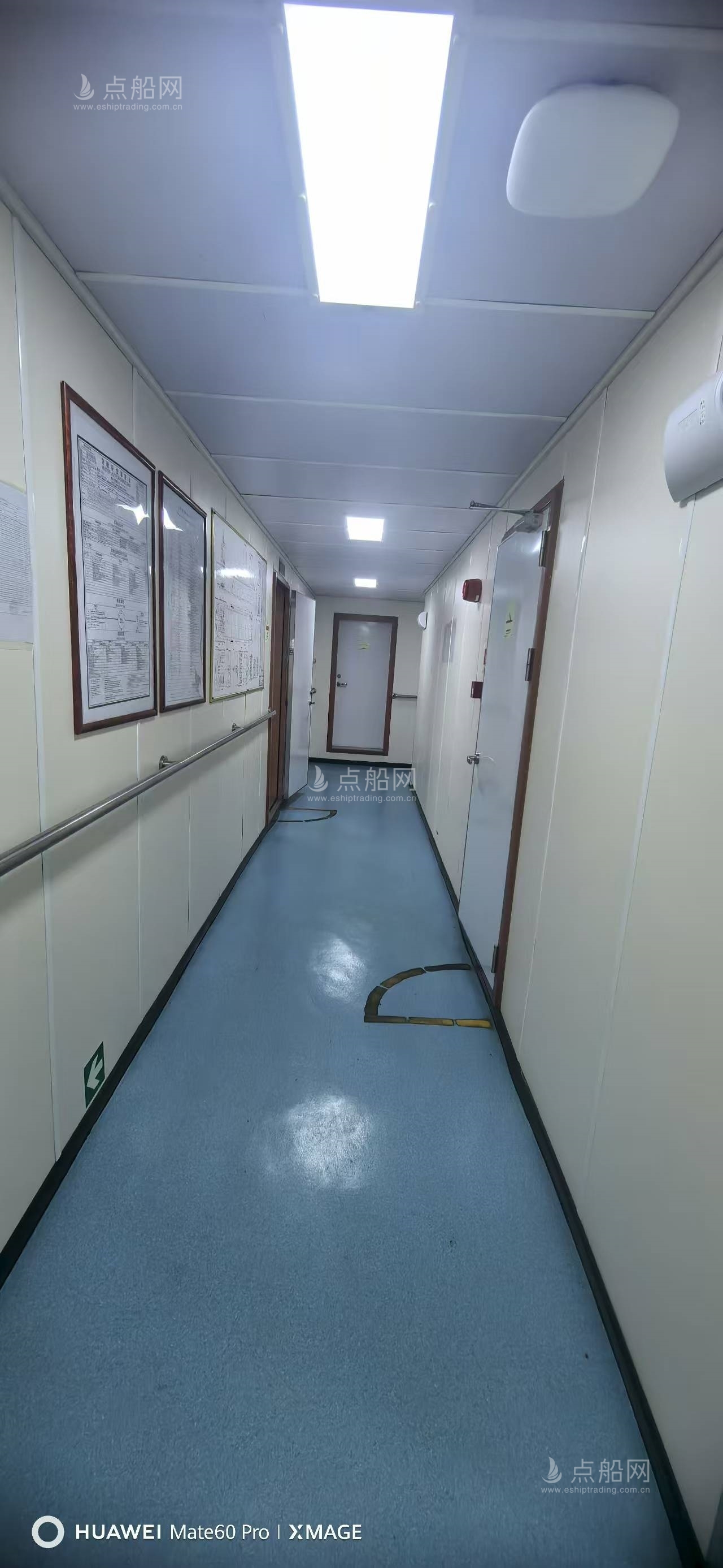 出售1354箱集装箱船