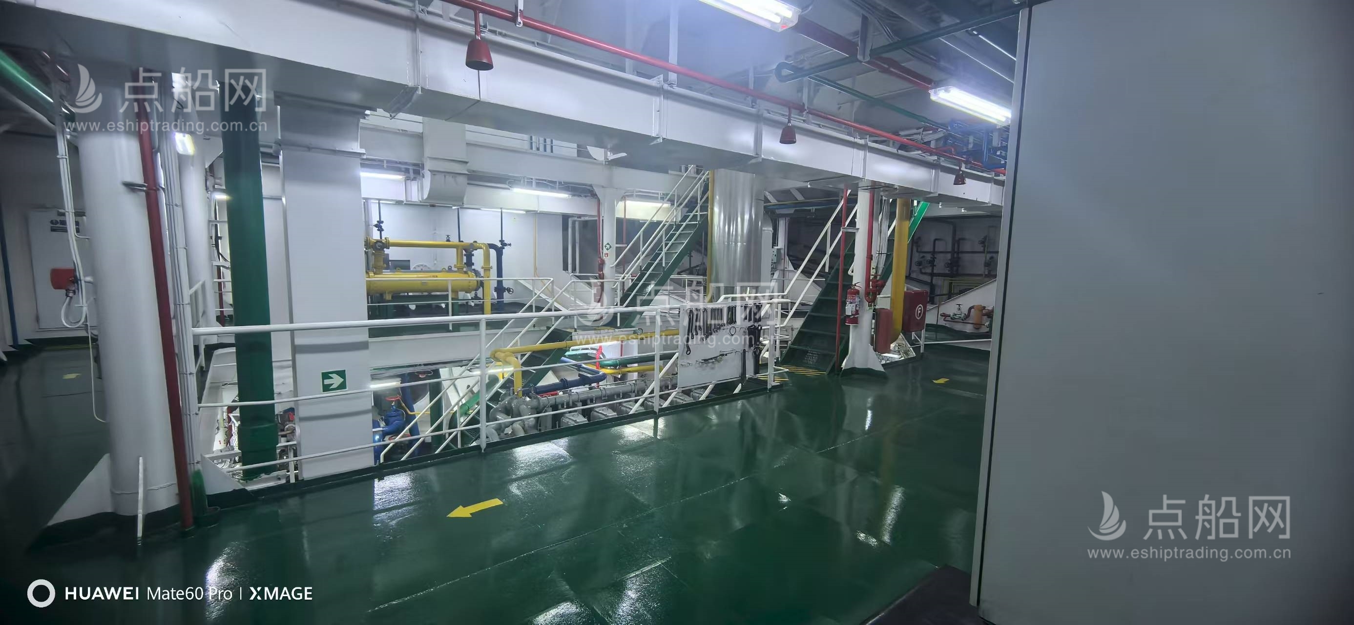 出售1354箱集装箱船