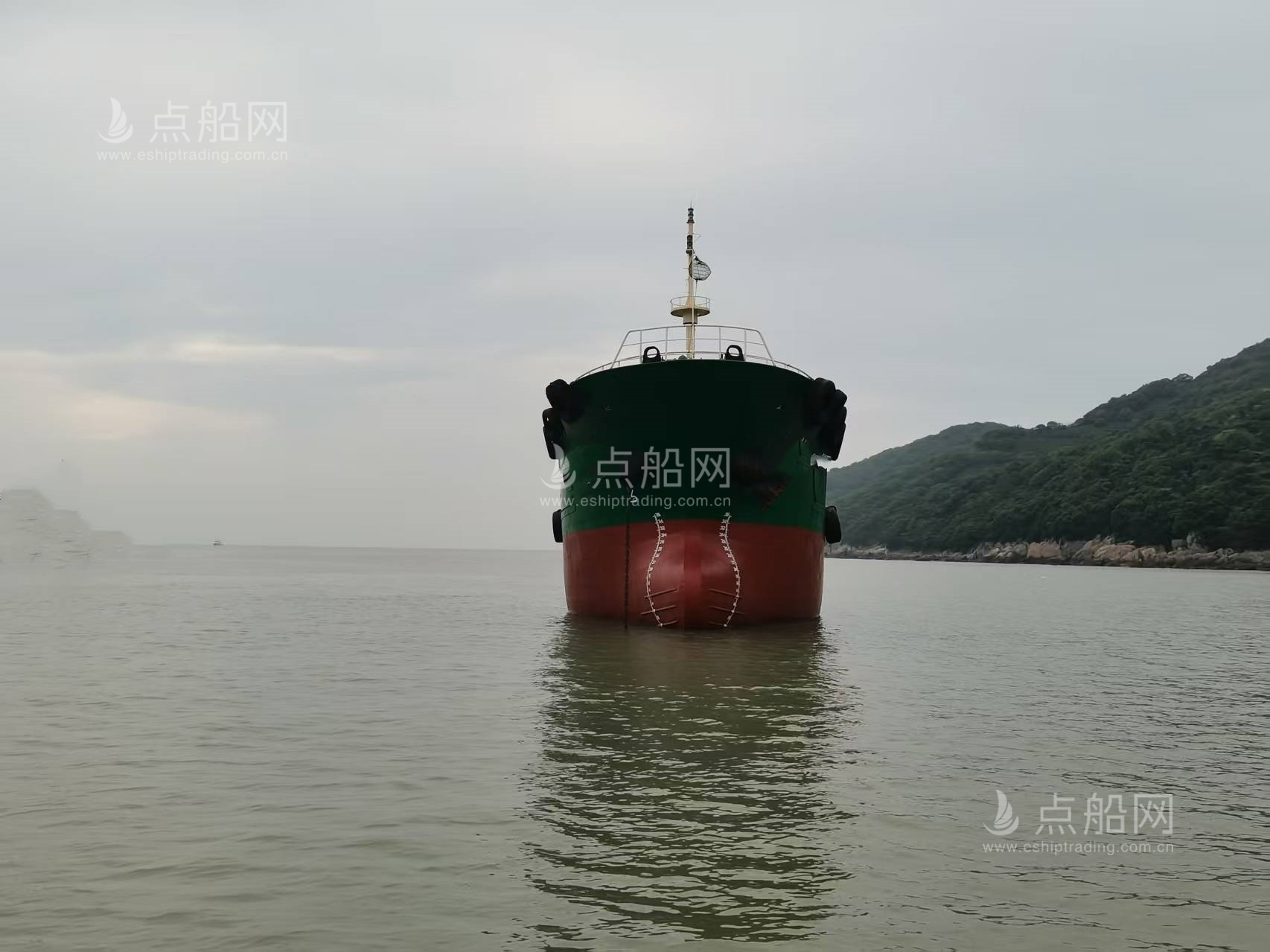 出售875吨加油船