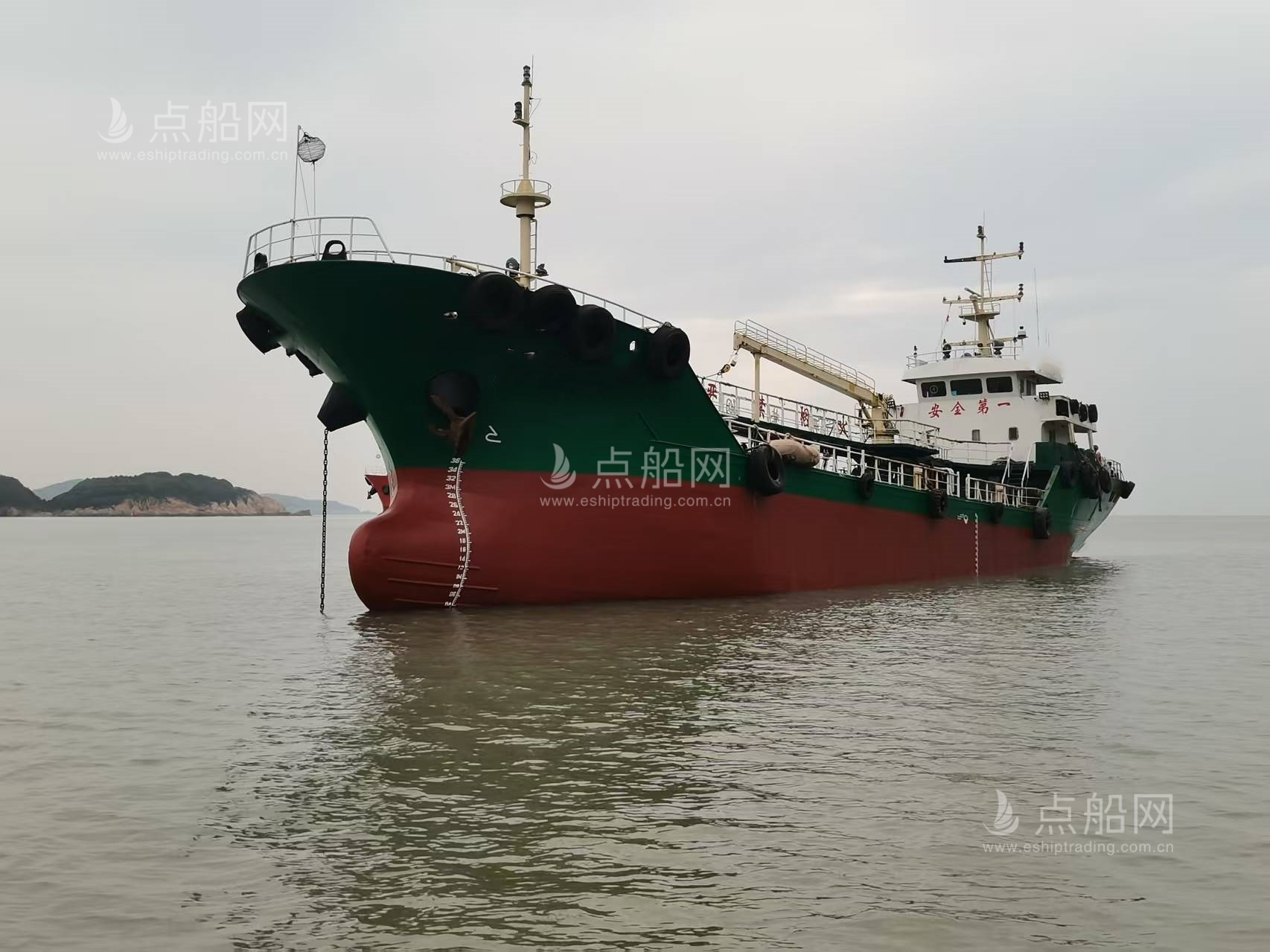 出售875吨加油船