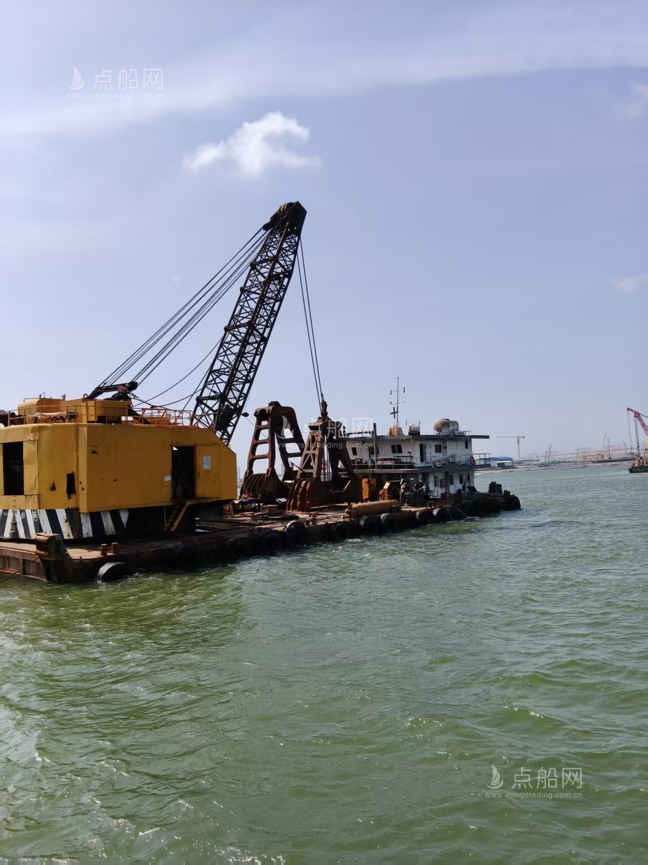 出售11m³抓斗挖泥船