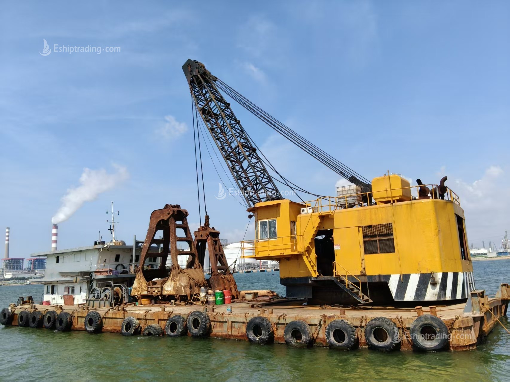 11 m³ Grab Dredger For Sale