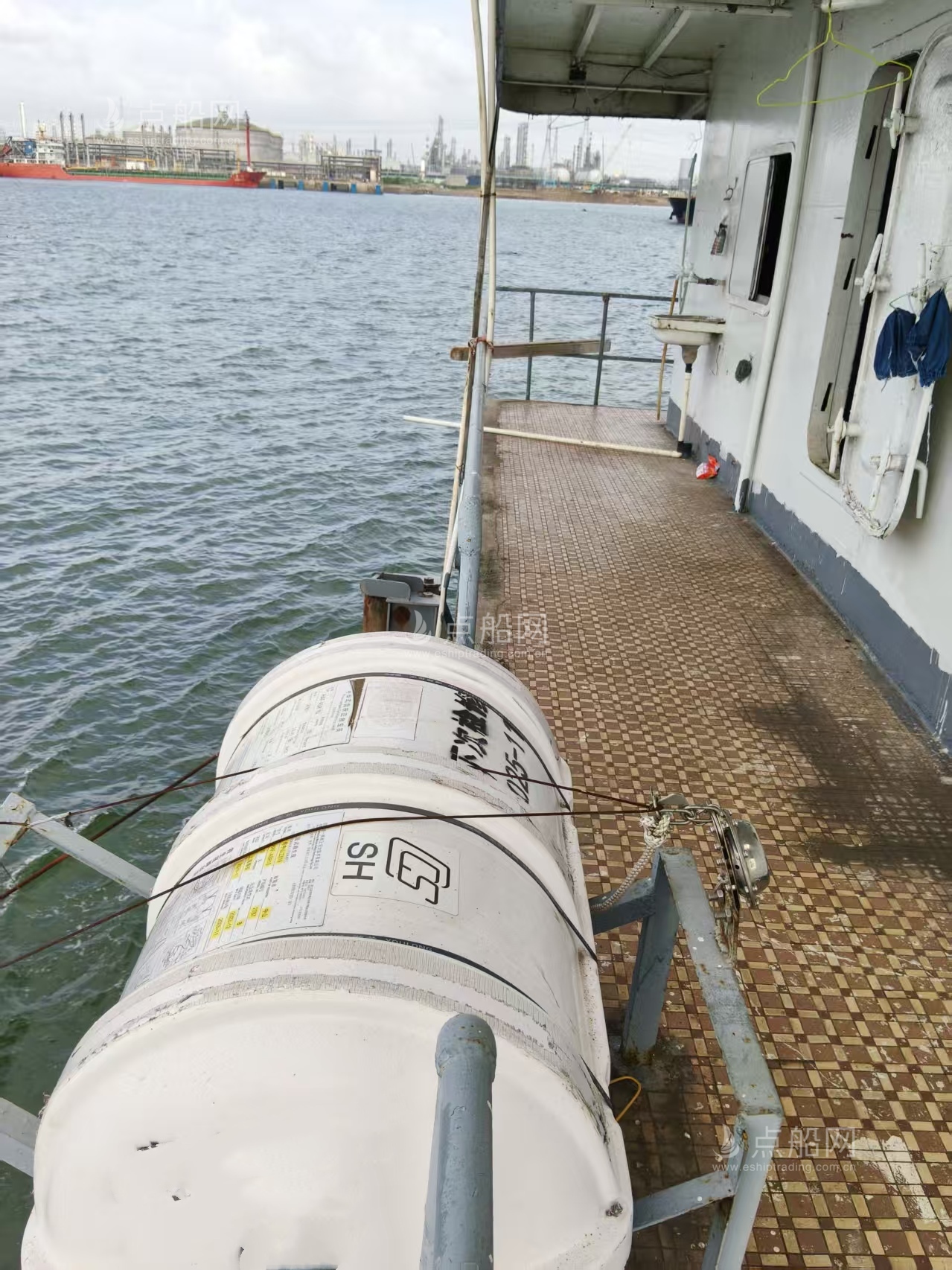 出售11m³抓斗挖泥船