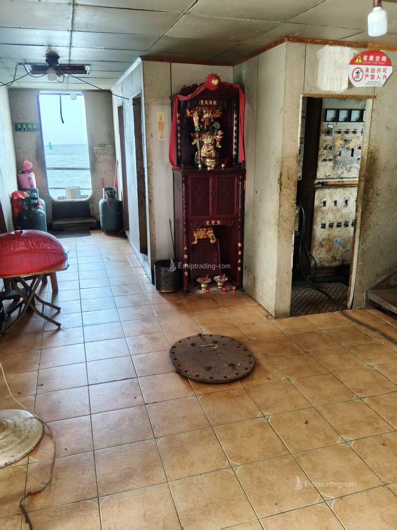 11 m³ Grab Dredger For Sale