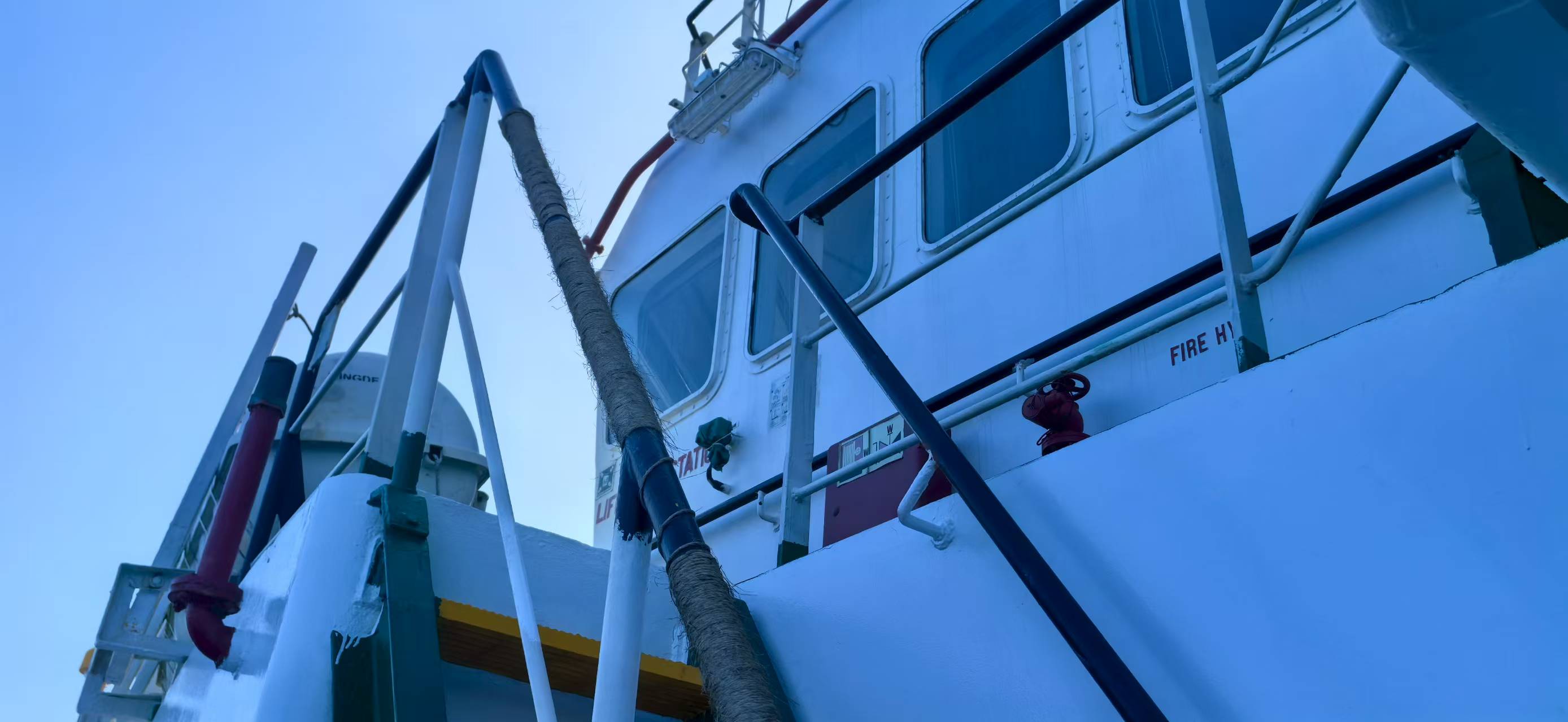 出售5222 马力三用拖轮