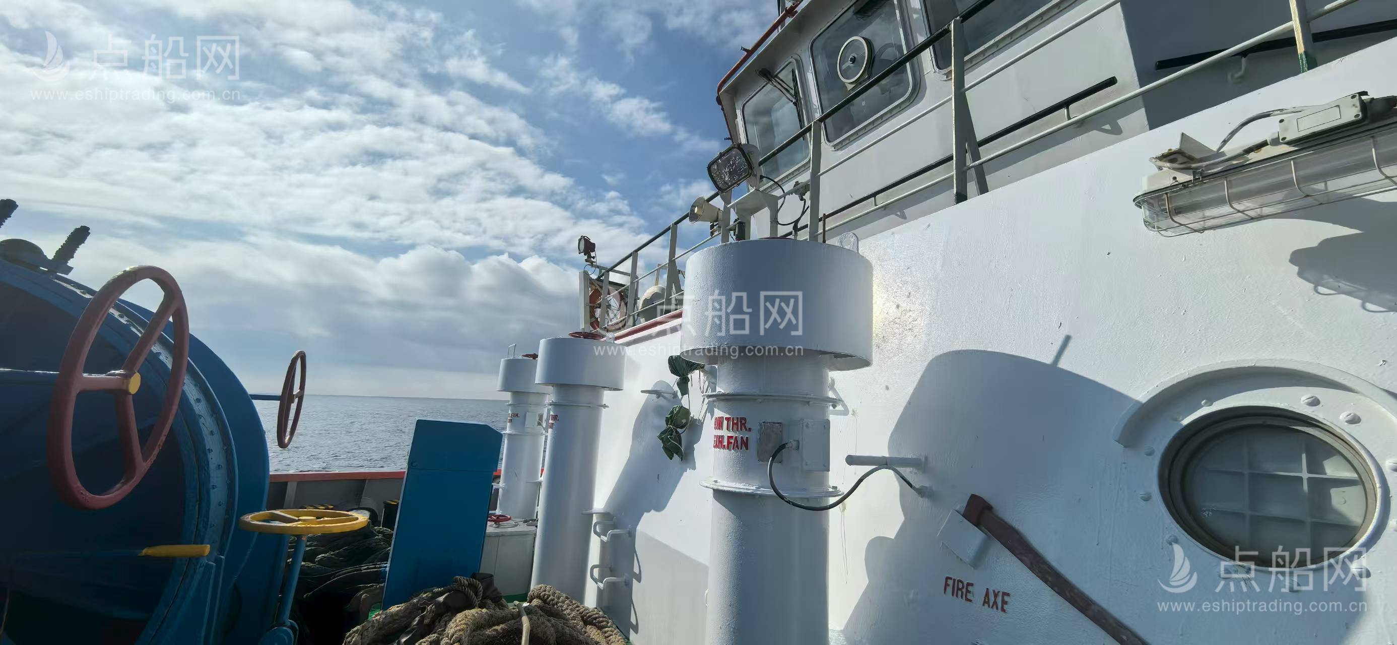 出售5222 马力三用拖轮