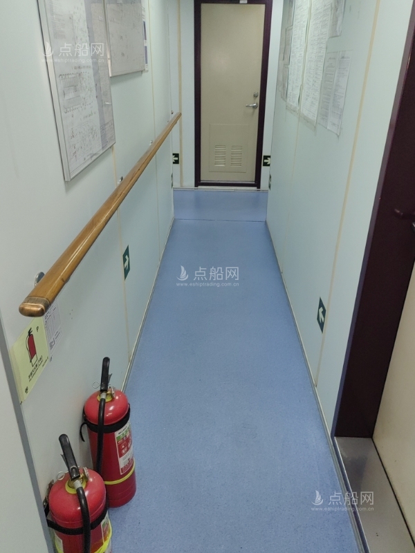 出售5222 马力三用拖轮