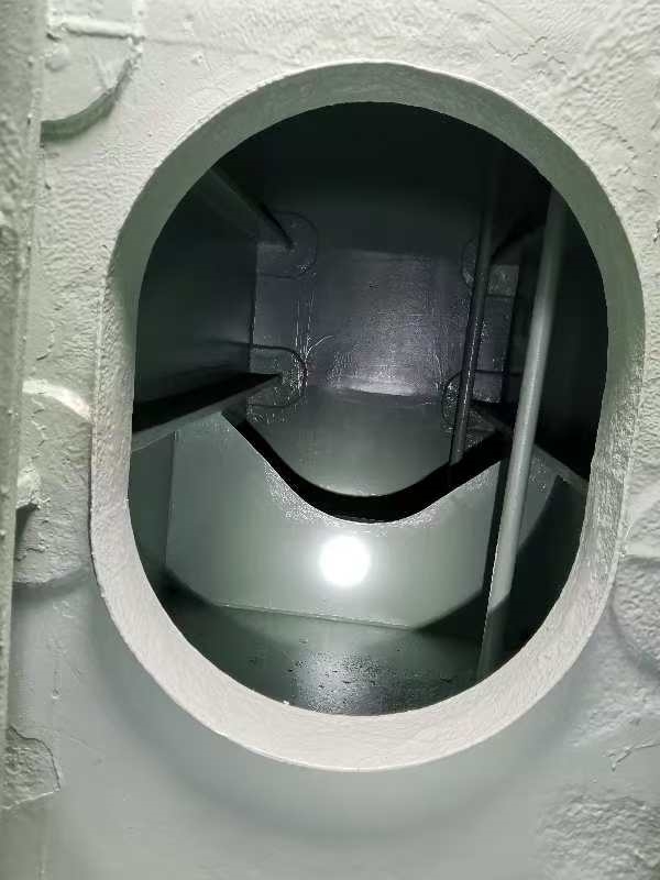 出售11210吨成品油船