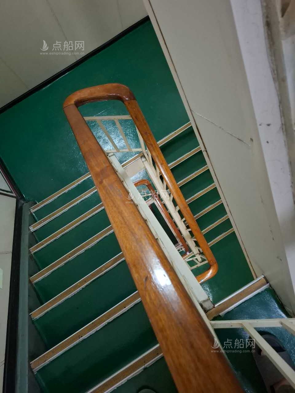 出售11475吨成品油船
