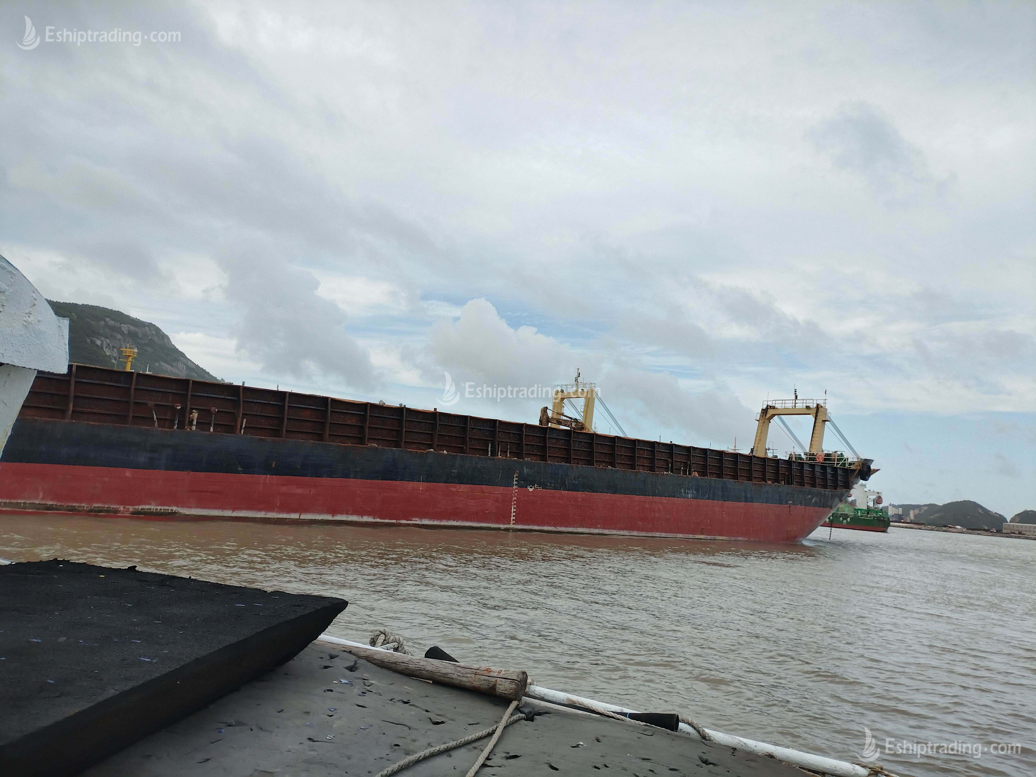 5017 T Deck Barge /LCT For Sale