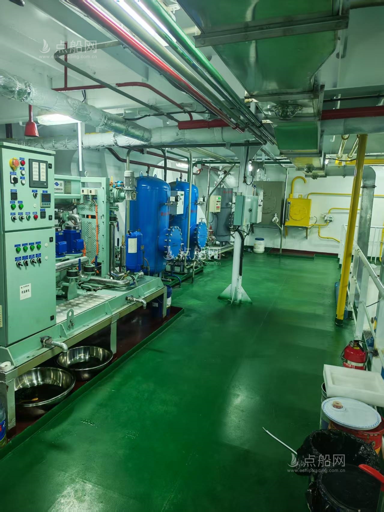 出售9721吨散货船