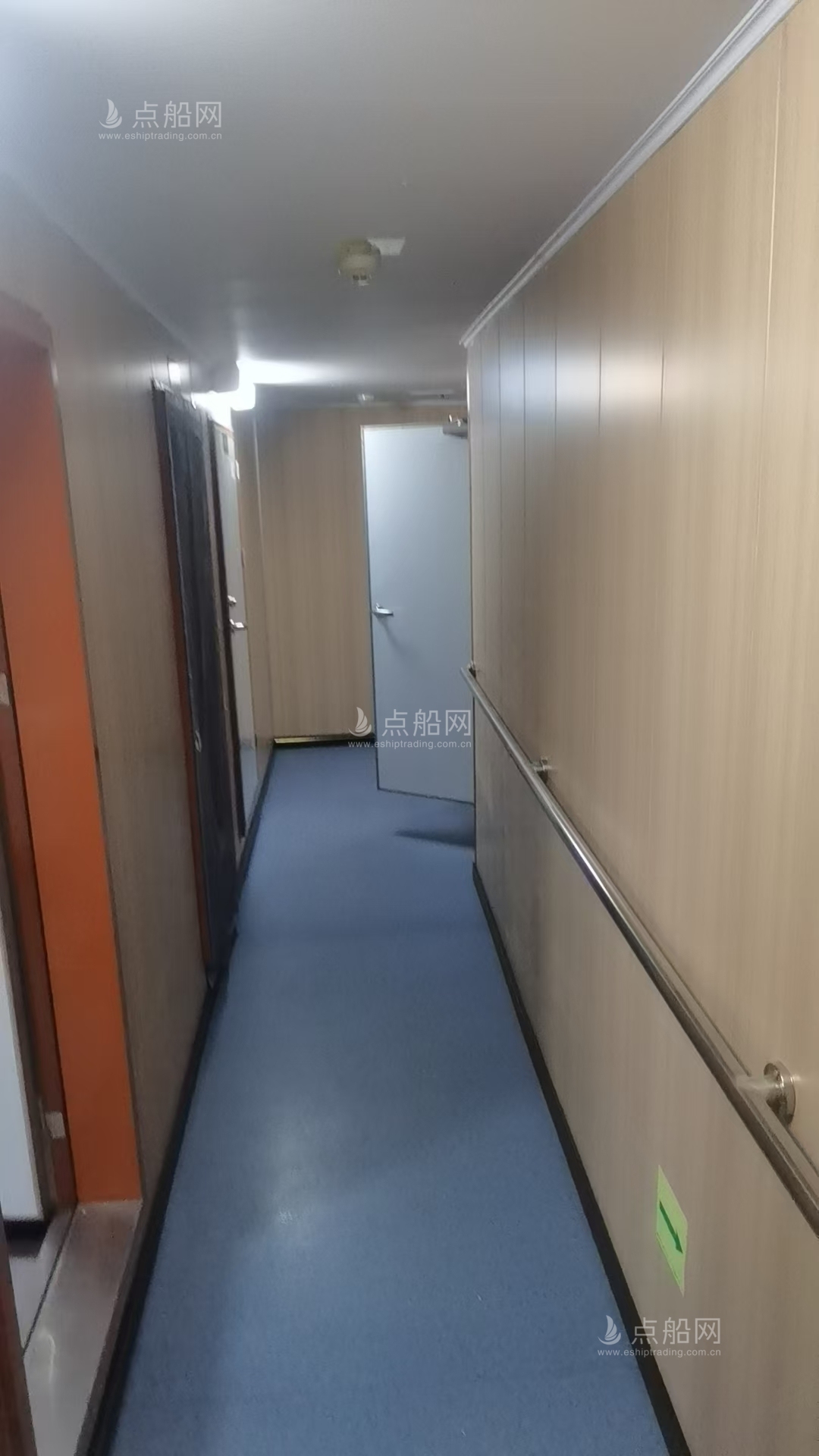 出售9721吨散货船