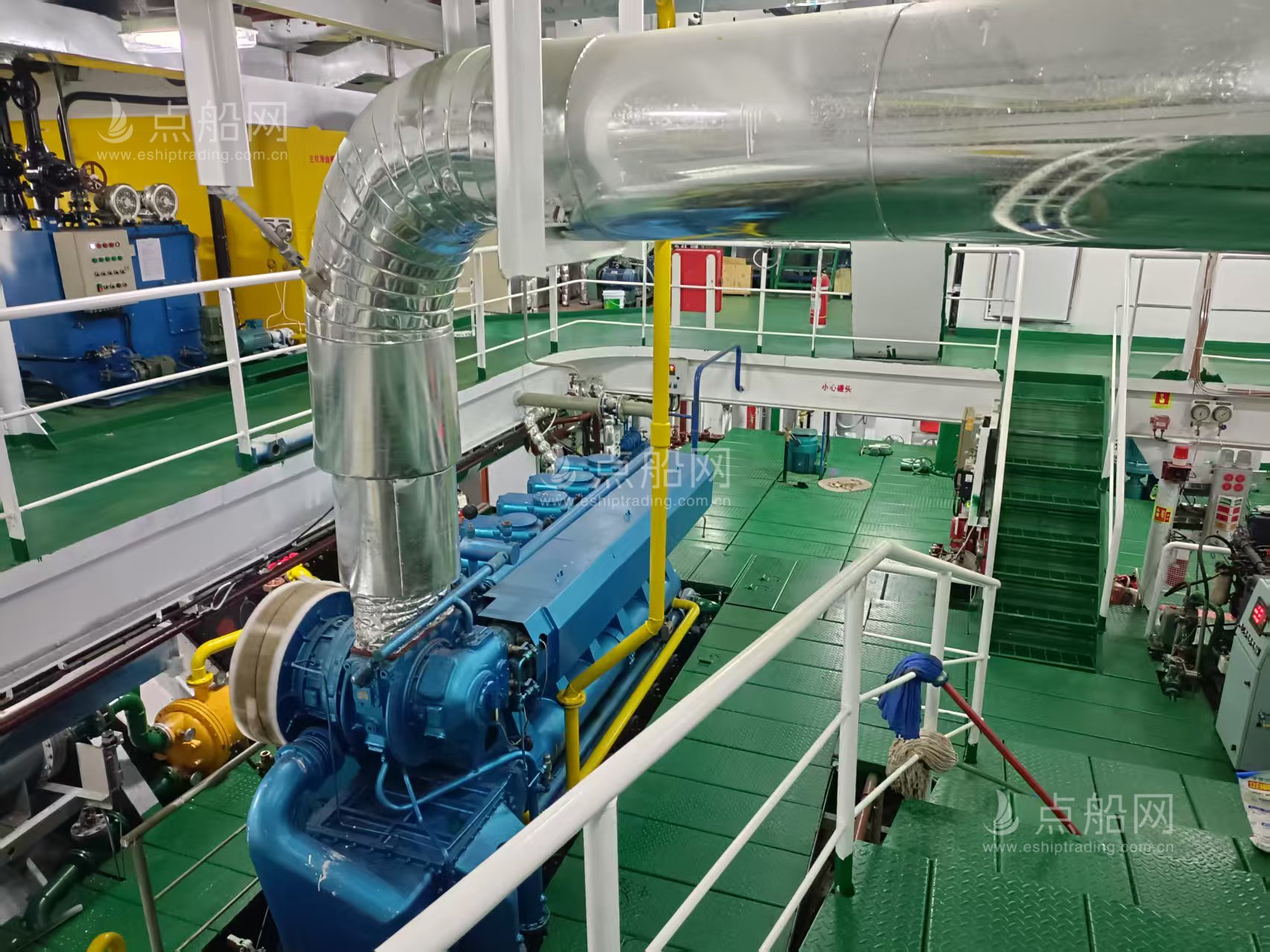 出售9721吨散货船