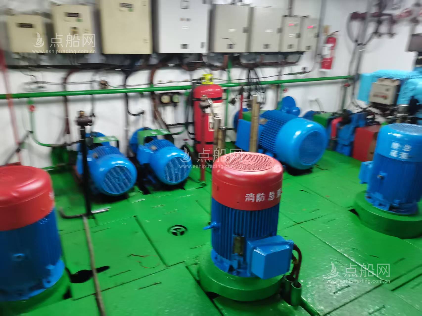 出售4511吨成品油船