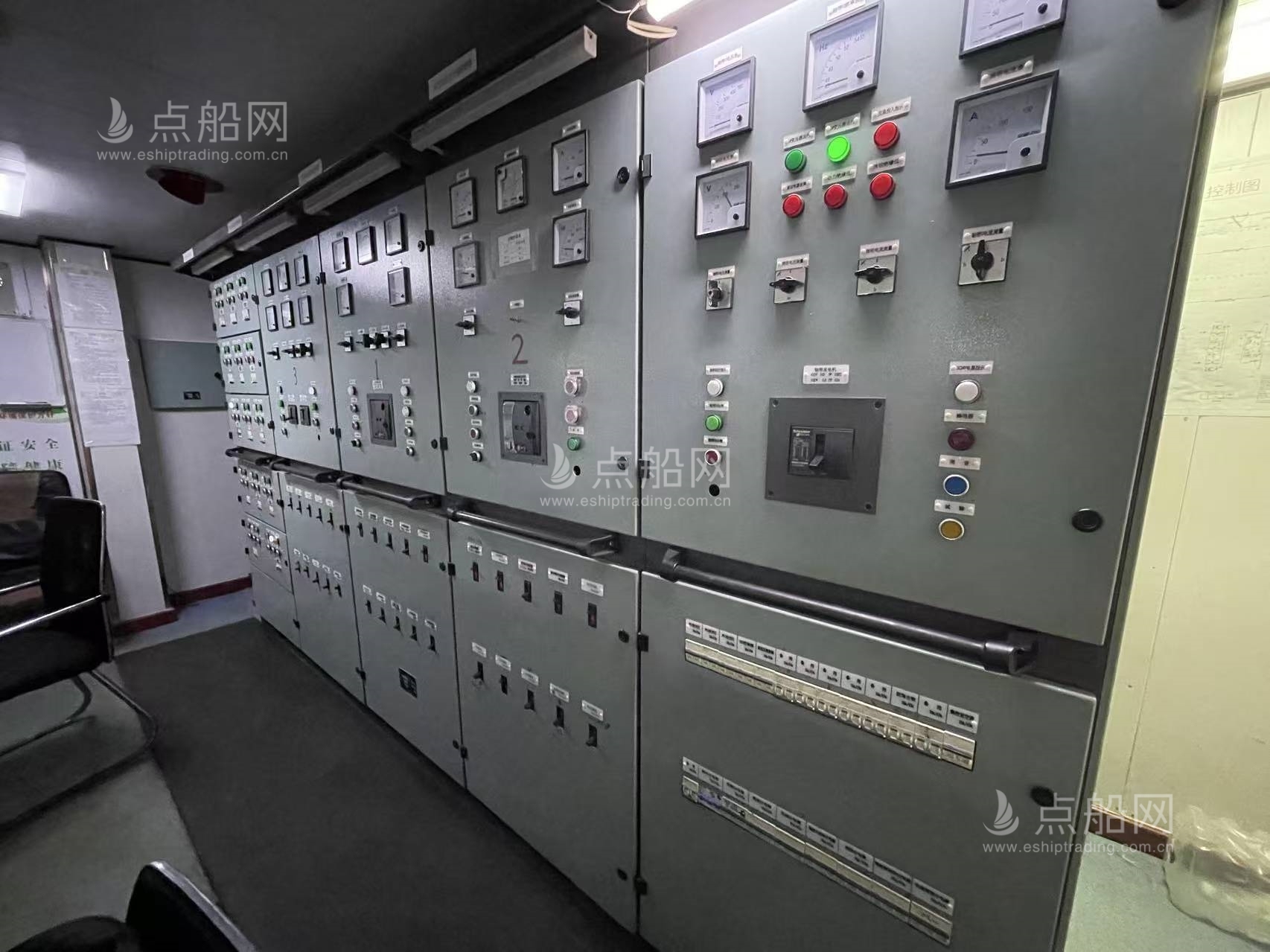 出售11564吨甲板货驳