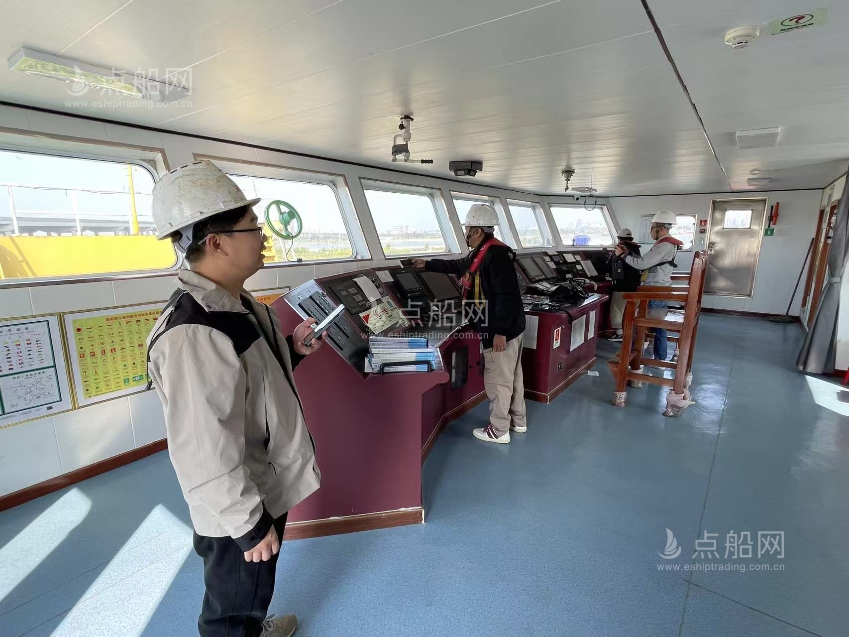 出售11564吨甲板货驳