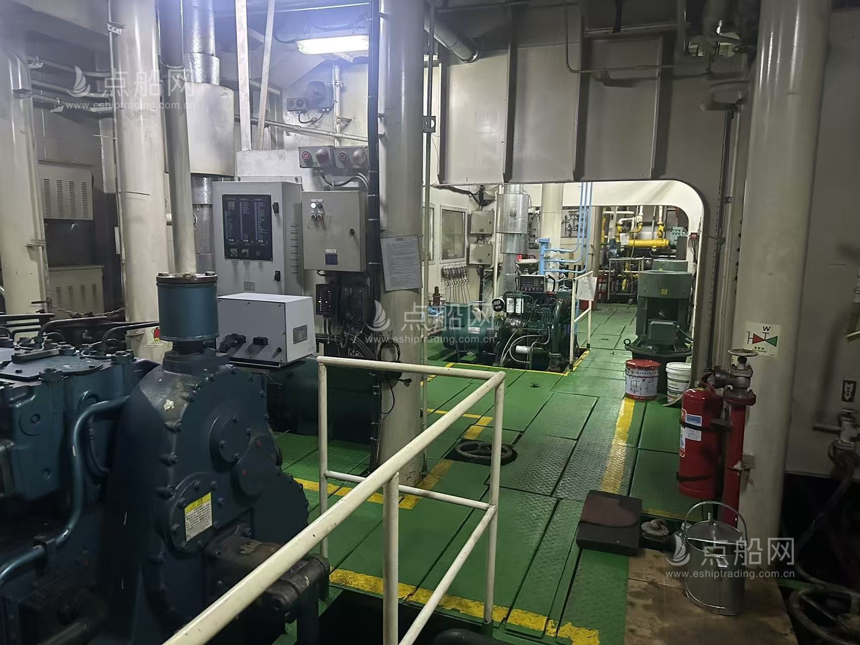 出售4471吨甲板货驳