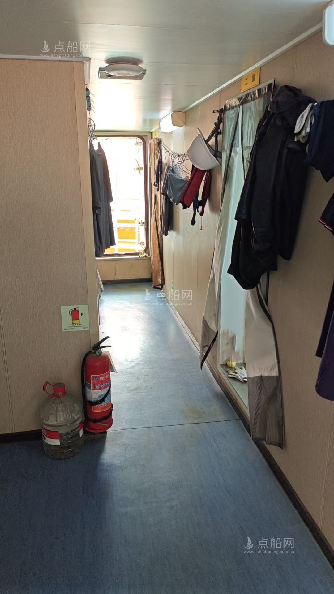 出售4482吨甲板货驳