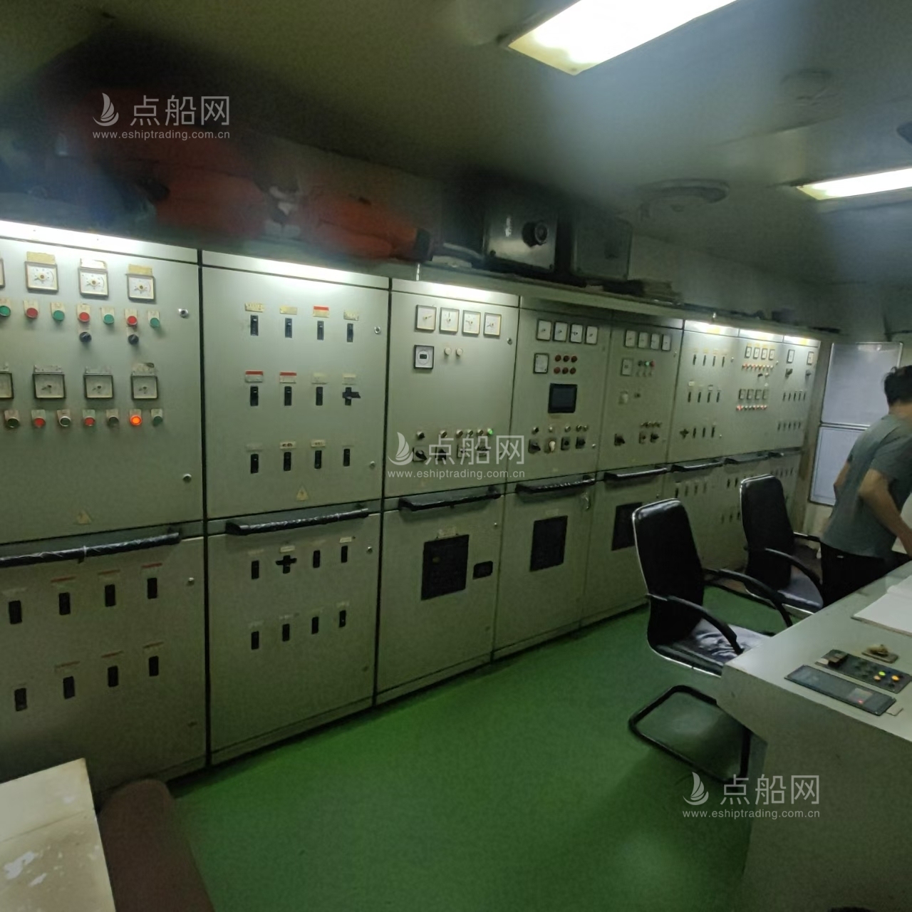 出售7800吨成品油船