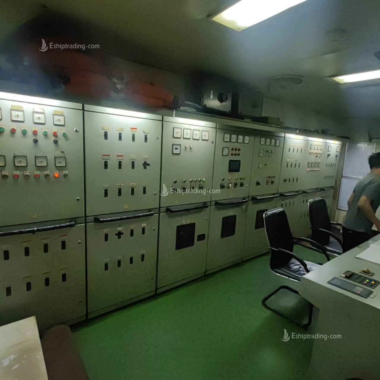 7800 T Product Oil Tanker For Sale