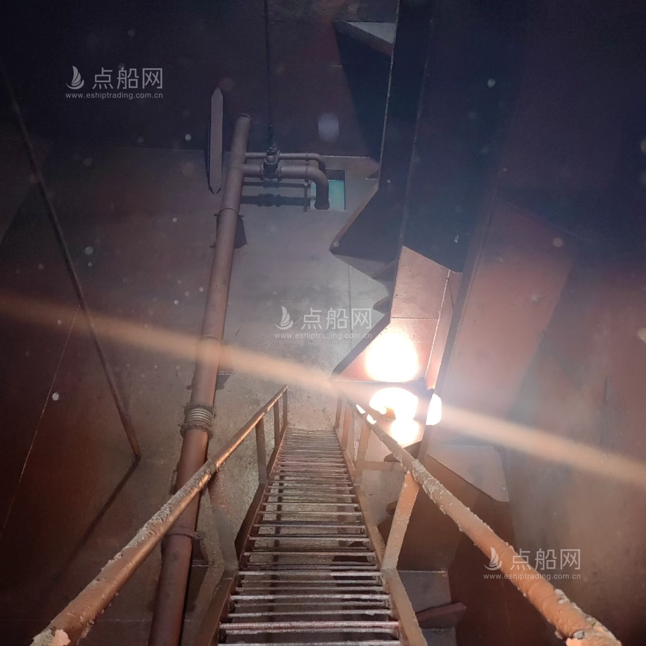 出售7800吨成品油船