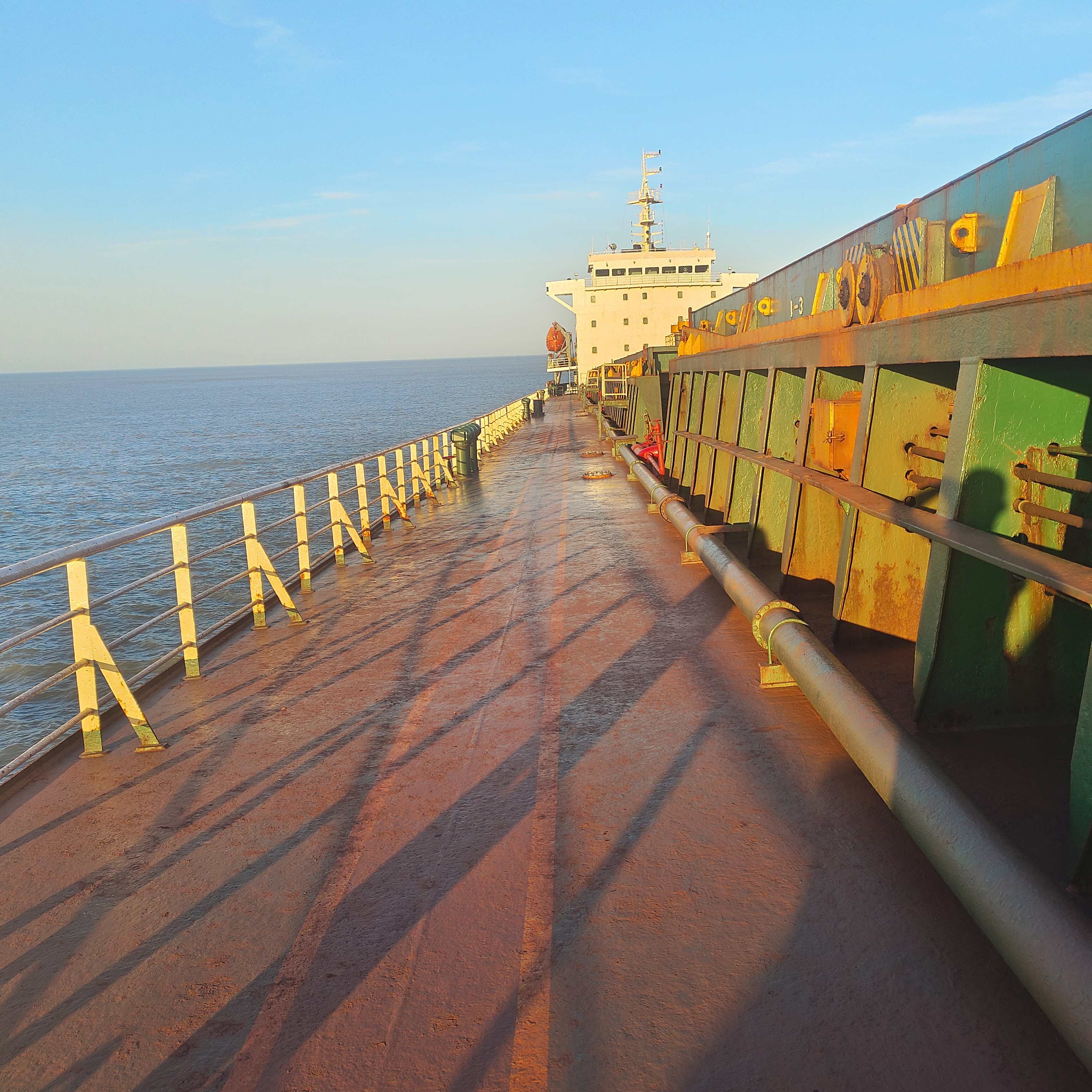 出售26530吨散货船