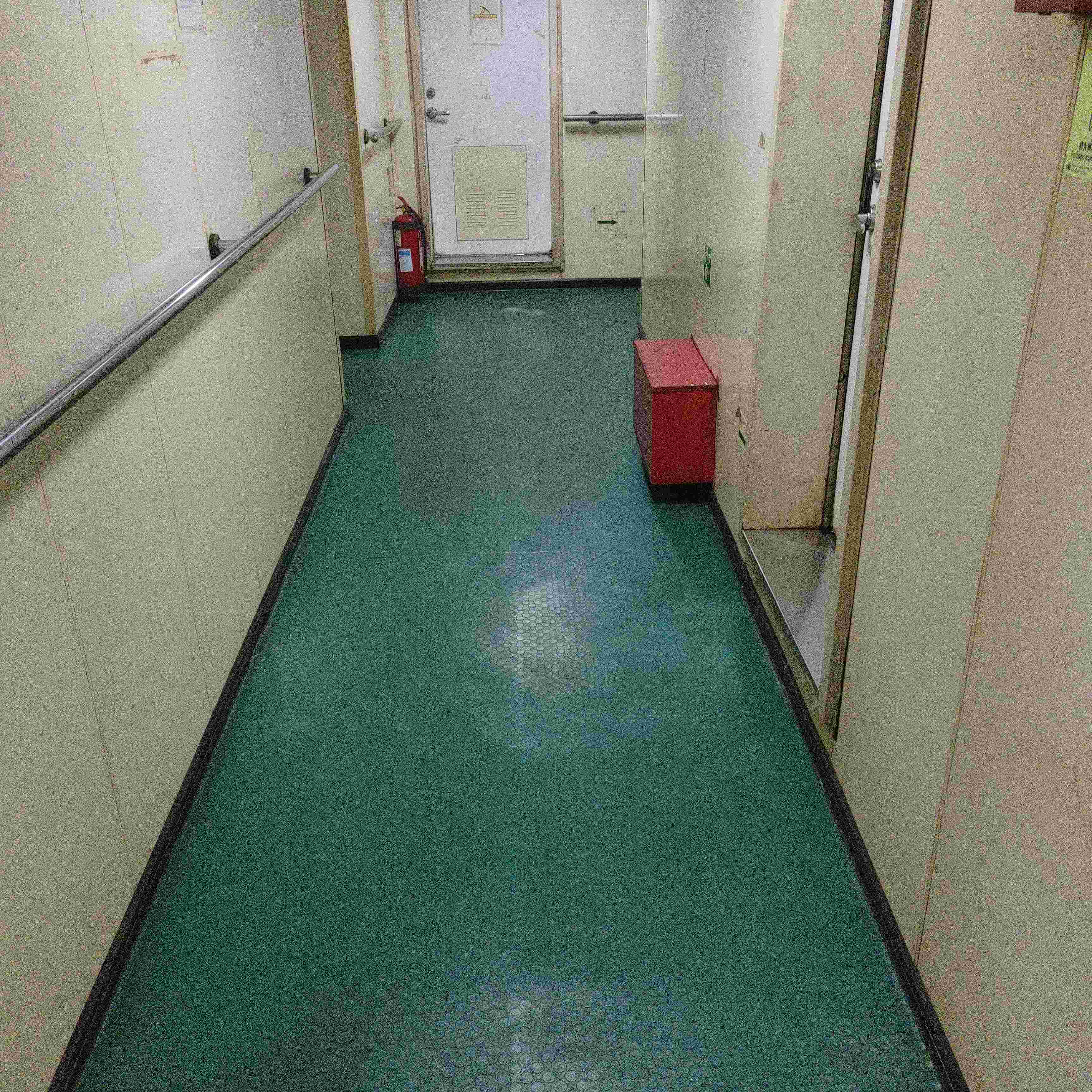 出售26530吨散货船